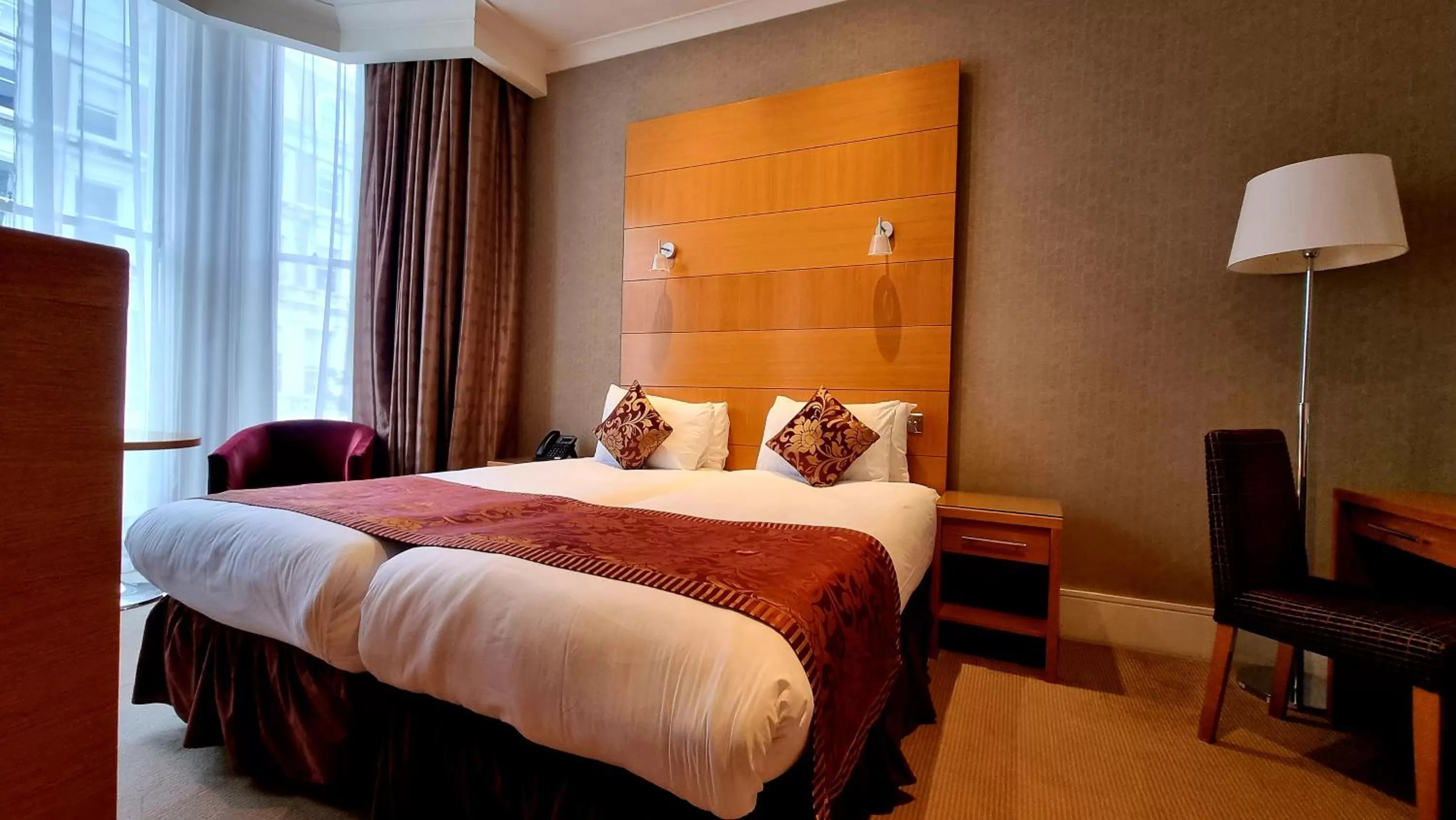 Photo of the whole room, Bed in The Park City Grand Plaza Kensington Hotel