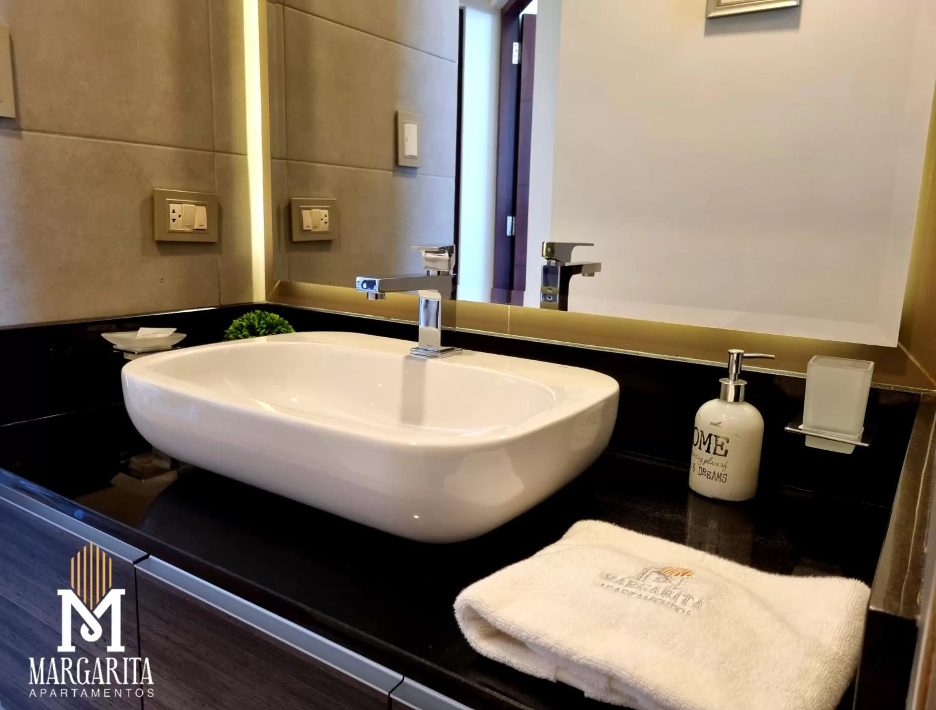 Bathroom in Margarita Apartamentos