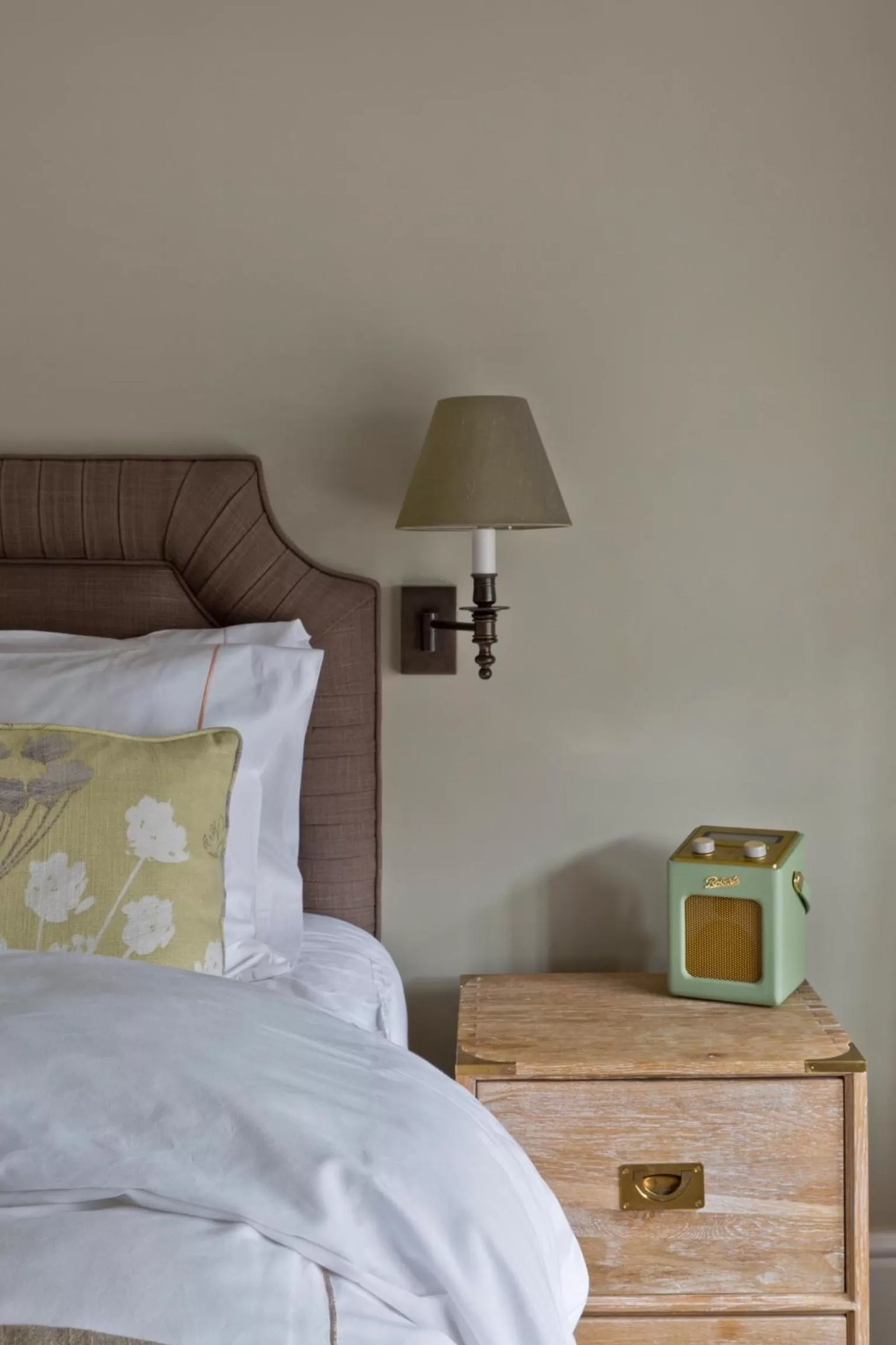 Bathroom, Bed in The Old Drum