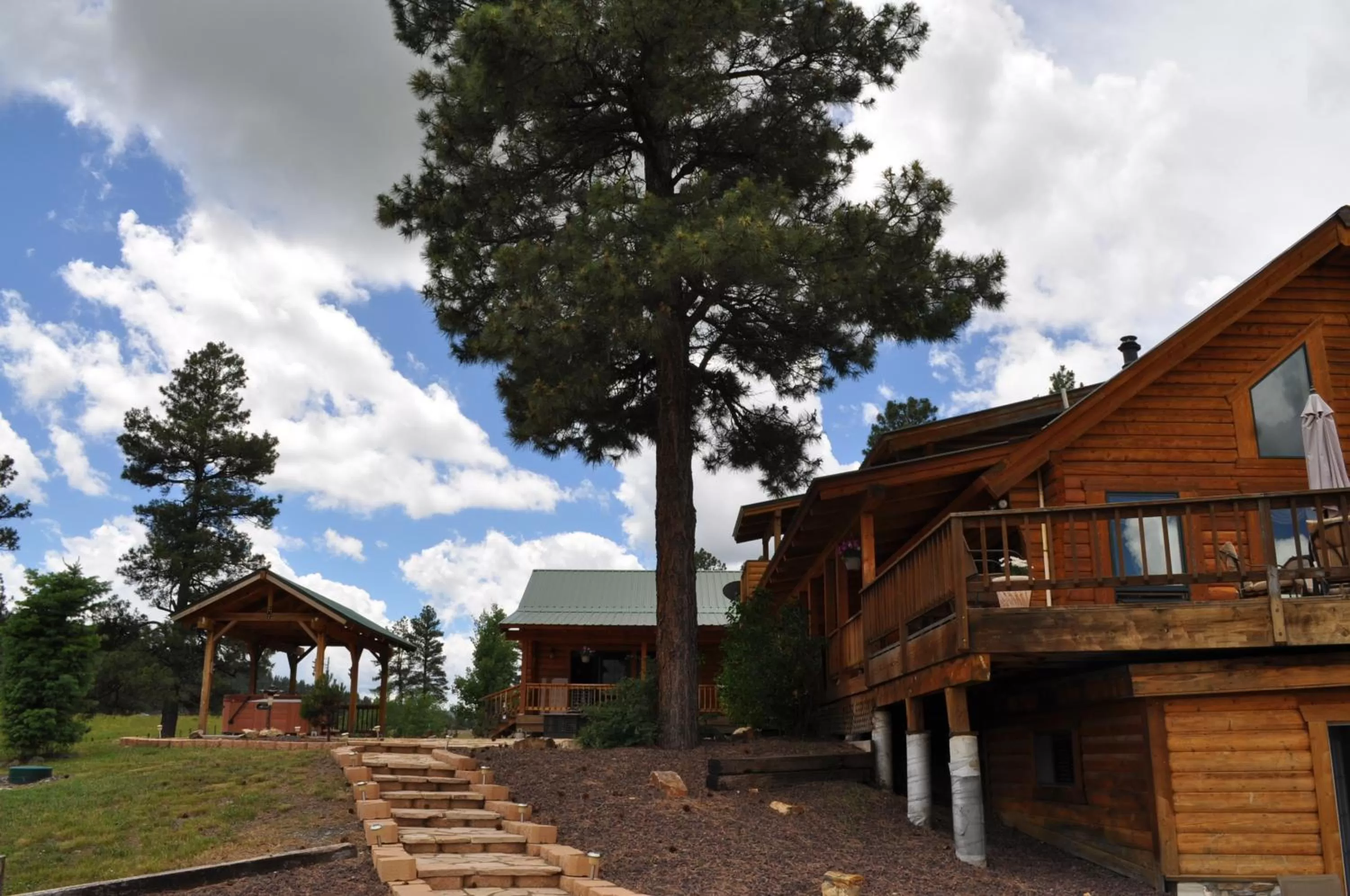 Garden, Property Building in Elkwood Manor Bed & Breakfast