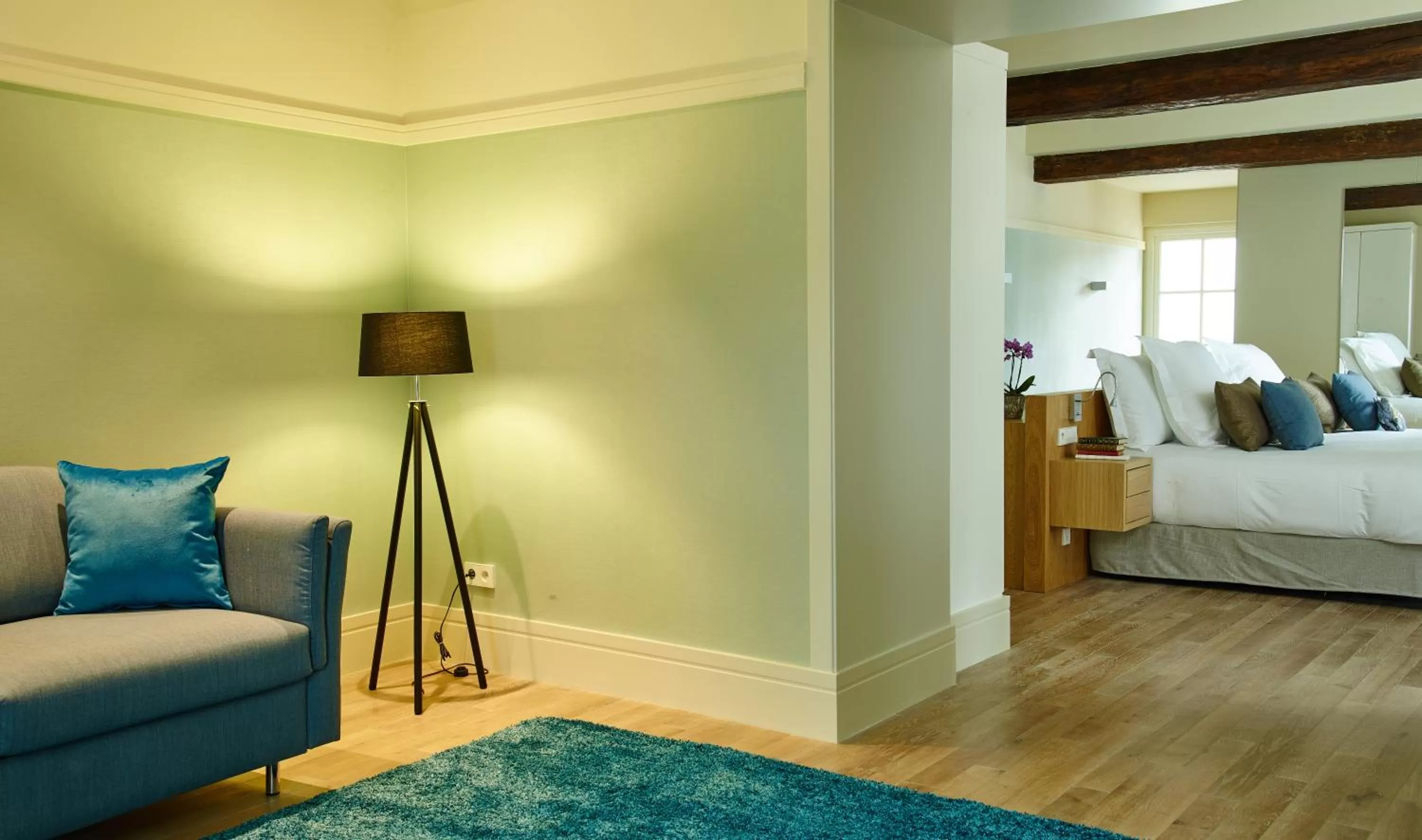 Living room, Bed in La Demeure Du Parc