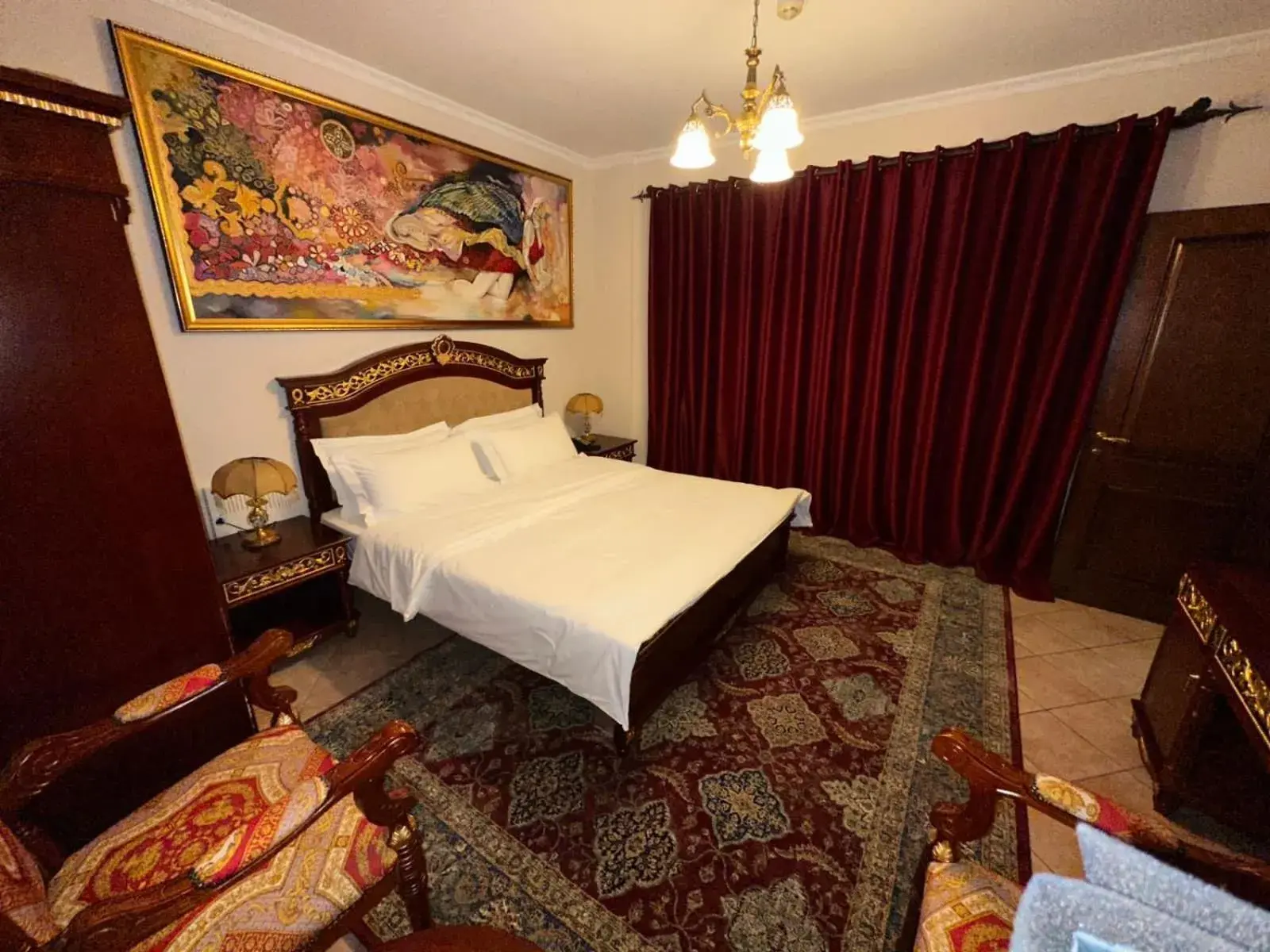 Suite in Dinasty Hotel Suite in Dinasty Hotel