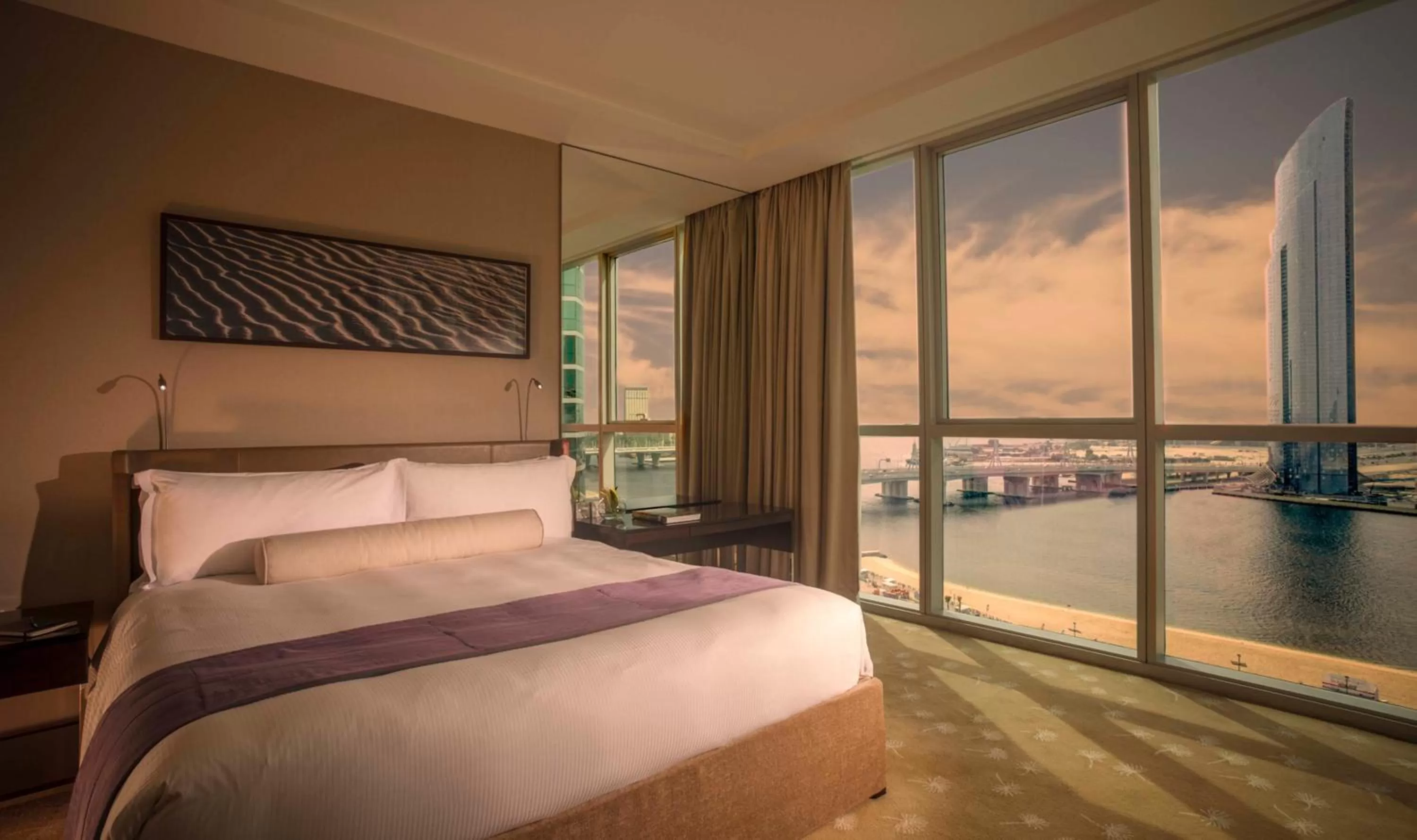 Photo of the whole room, Bed in InterContinental Residence Suites Dubai Festival City by IHG