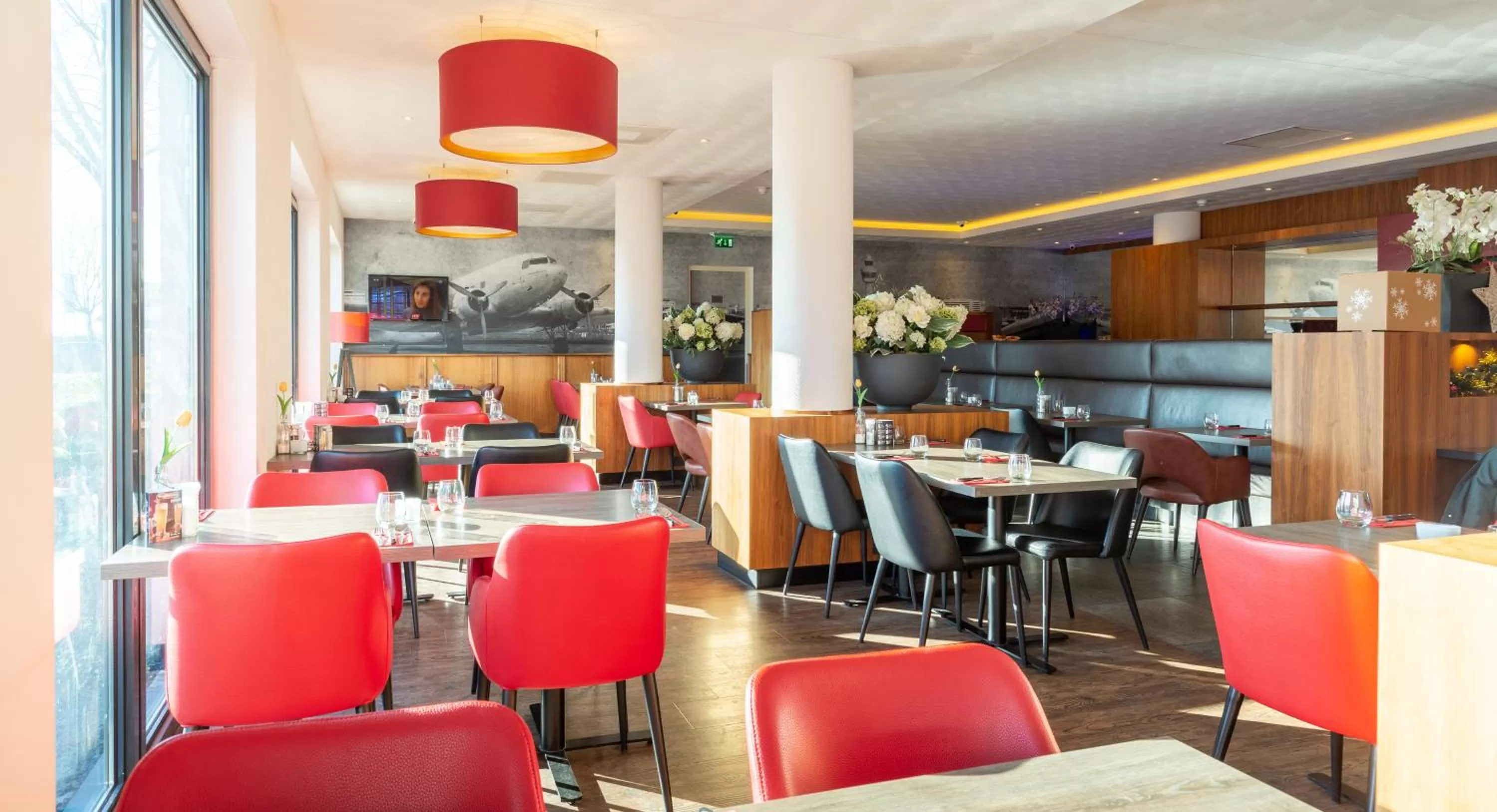 Restaurant/places to eat in Bastion Hotel Amsterdam Airport