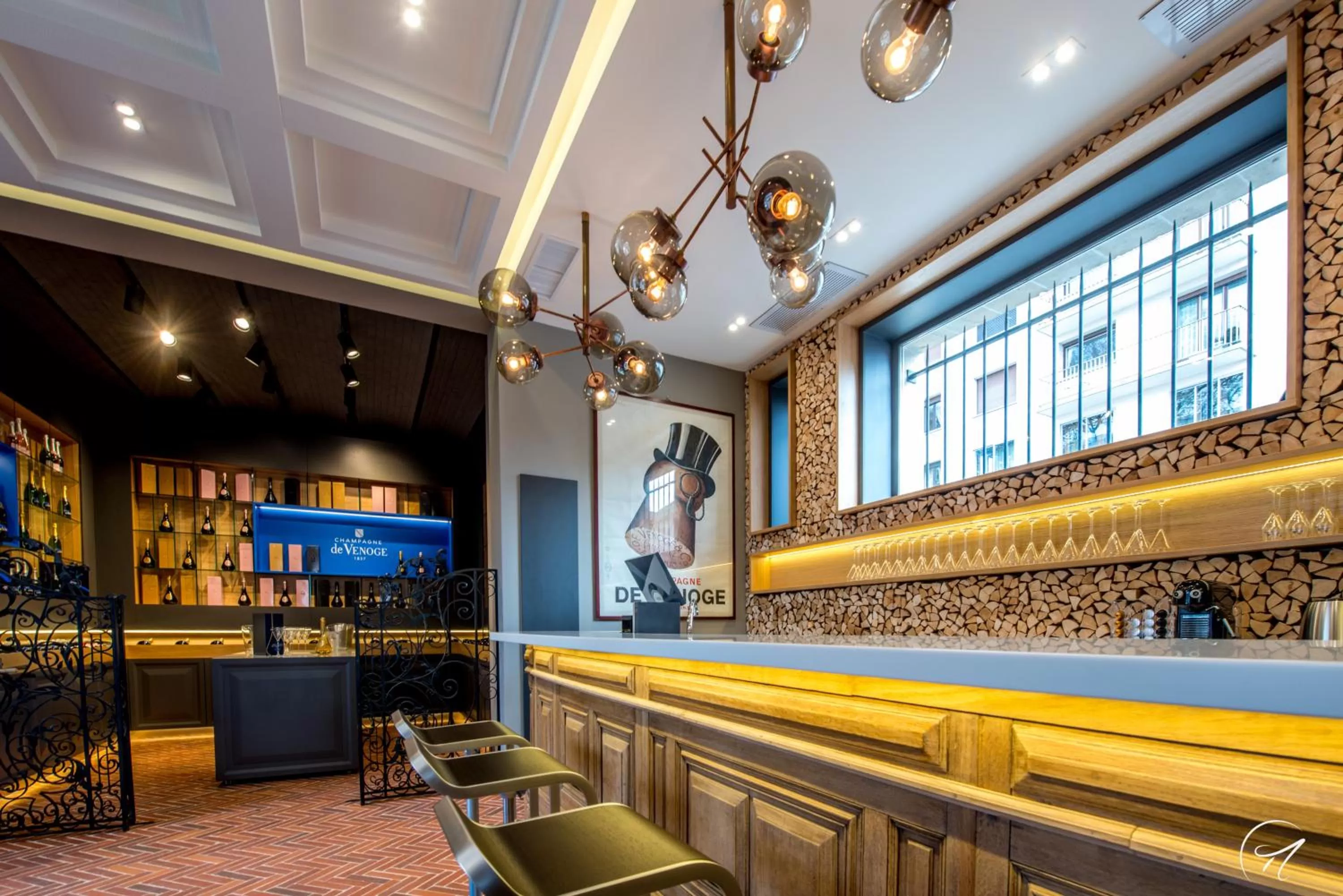 On-site shops in Les Suites du Champagne de Venoge