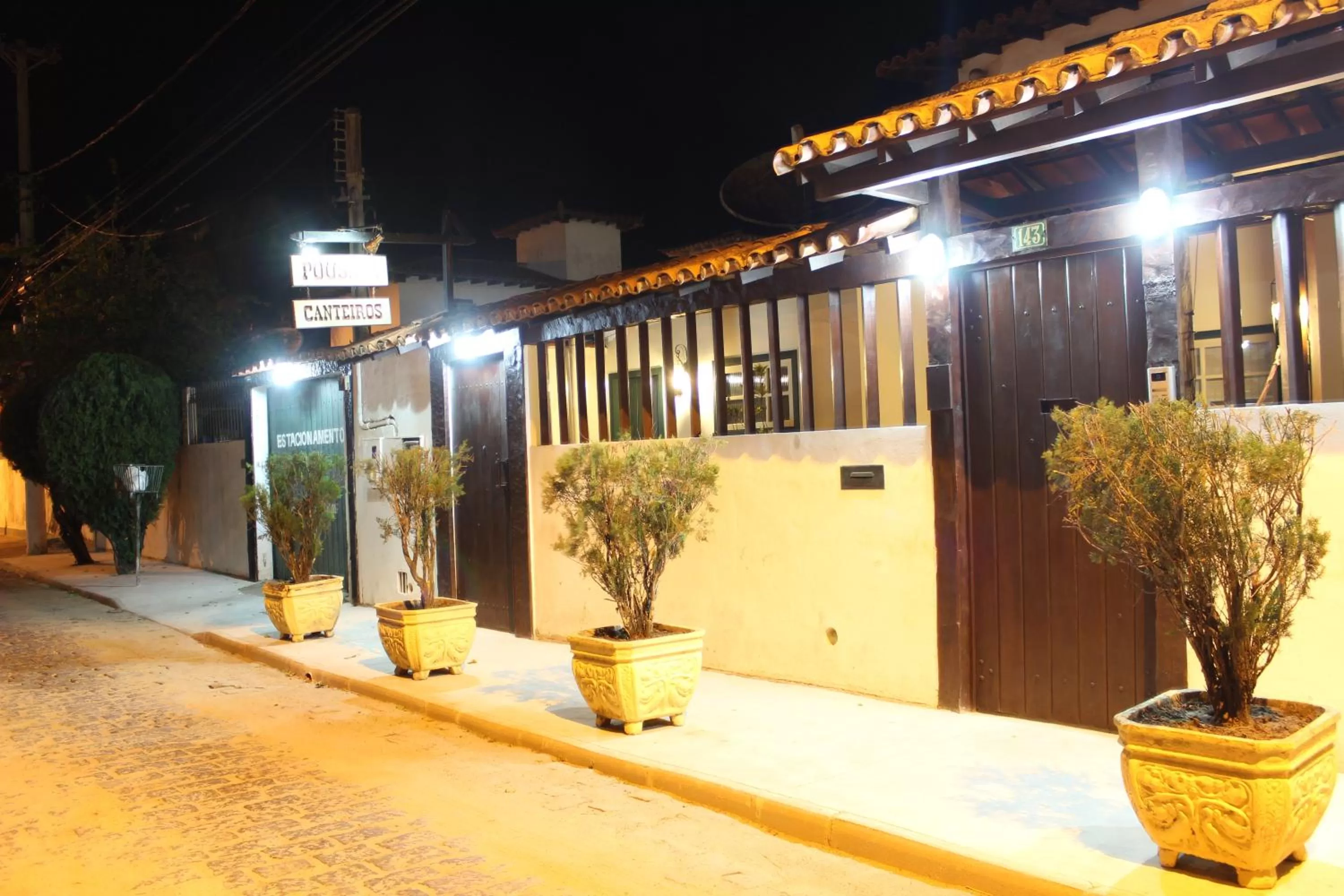 Facade/entrance, Property Building in Pousada Canteiros
