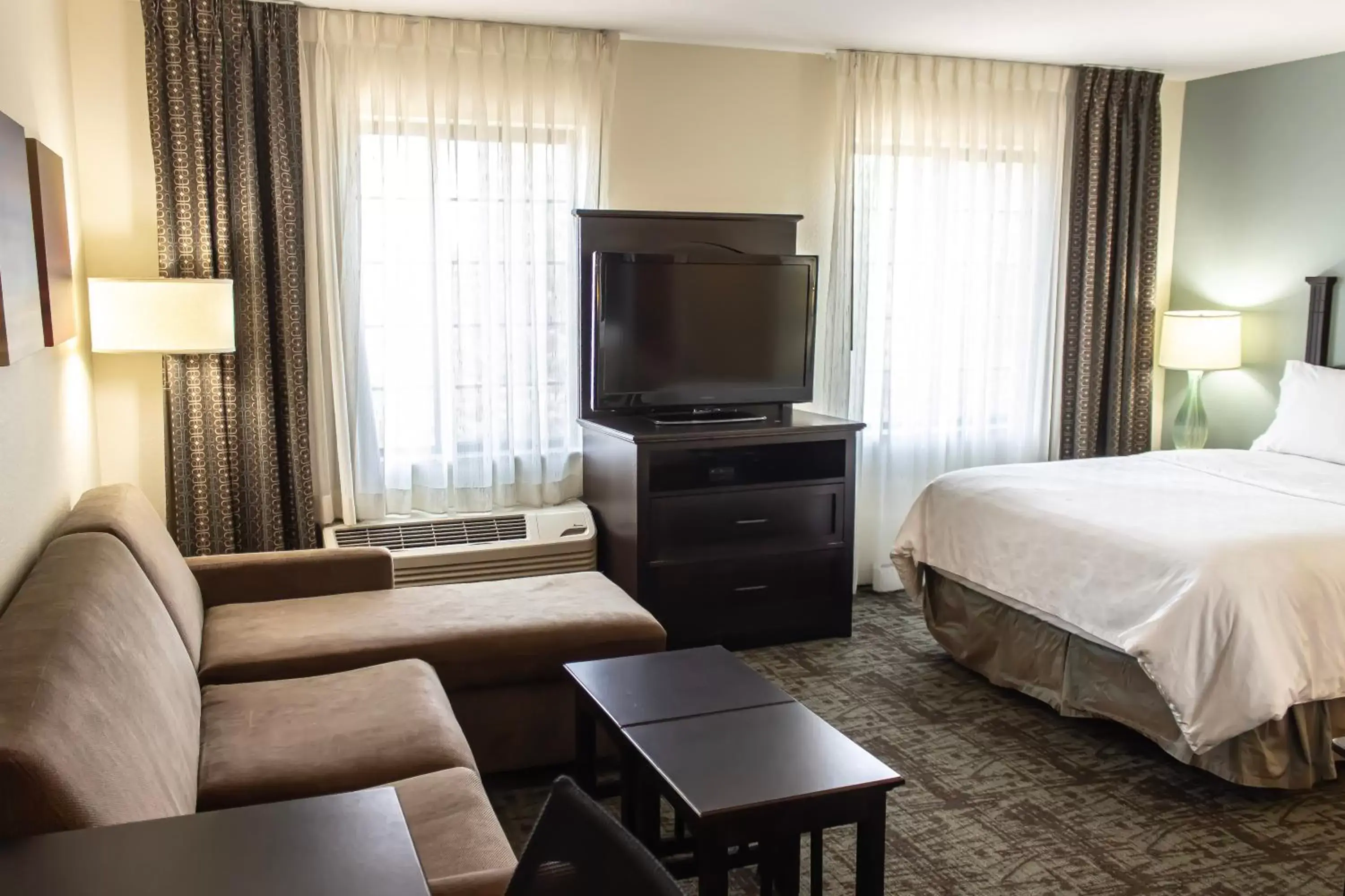 Studio Suite in Staybridge Suites Minot by IHG Studio Suite in Staybridge Suites Minot by IHG
