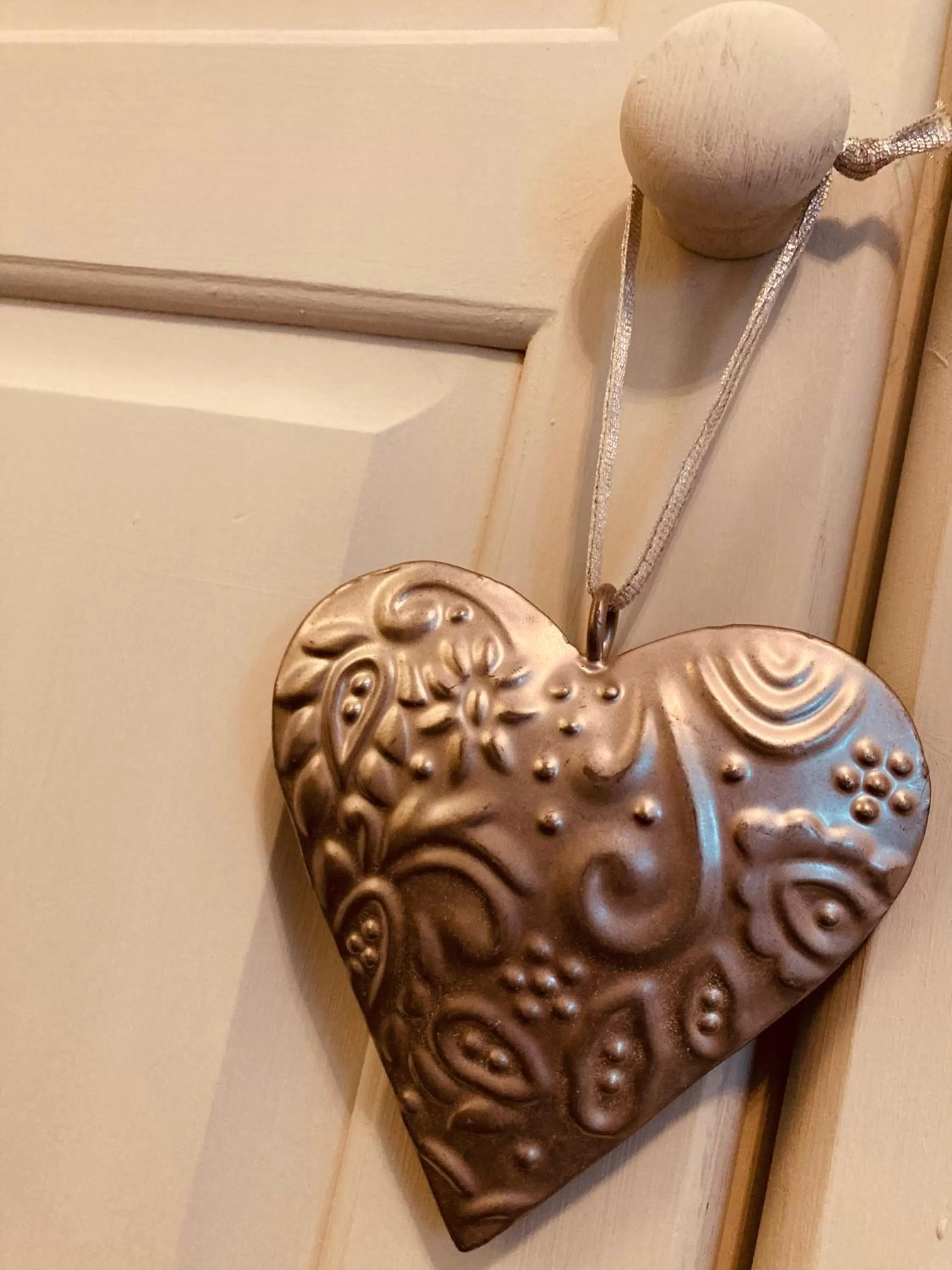 wardrobe in The Wentworth Guest House