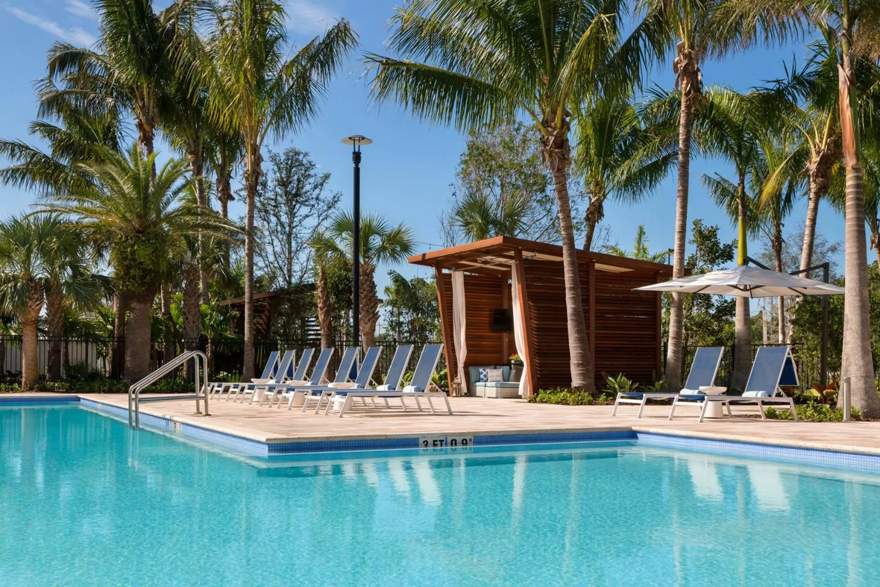 Property building in The Gates Hotel Key West