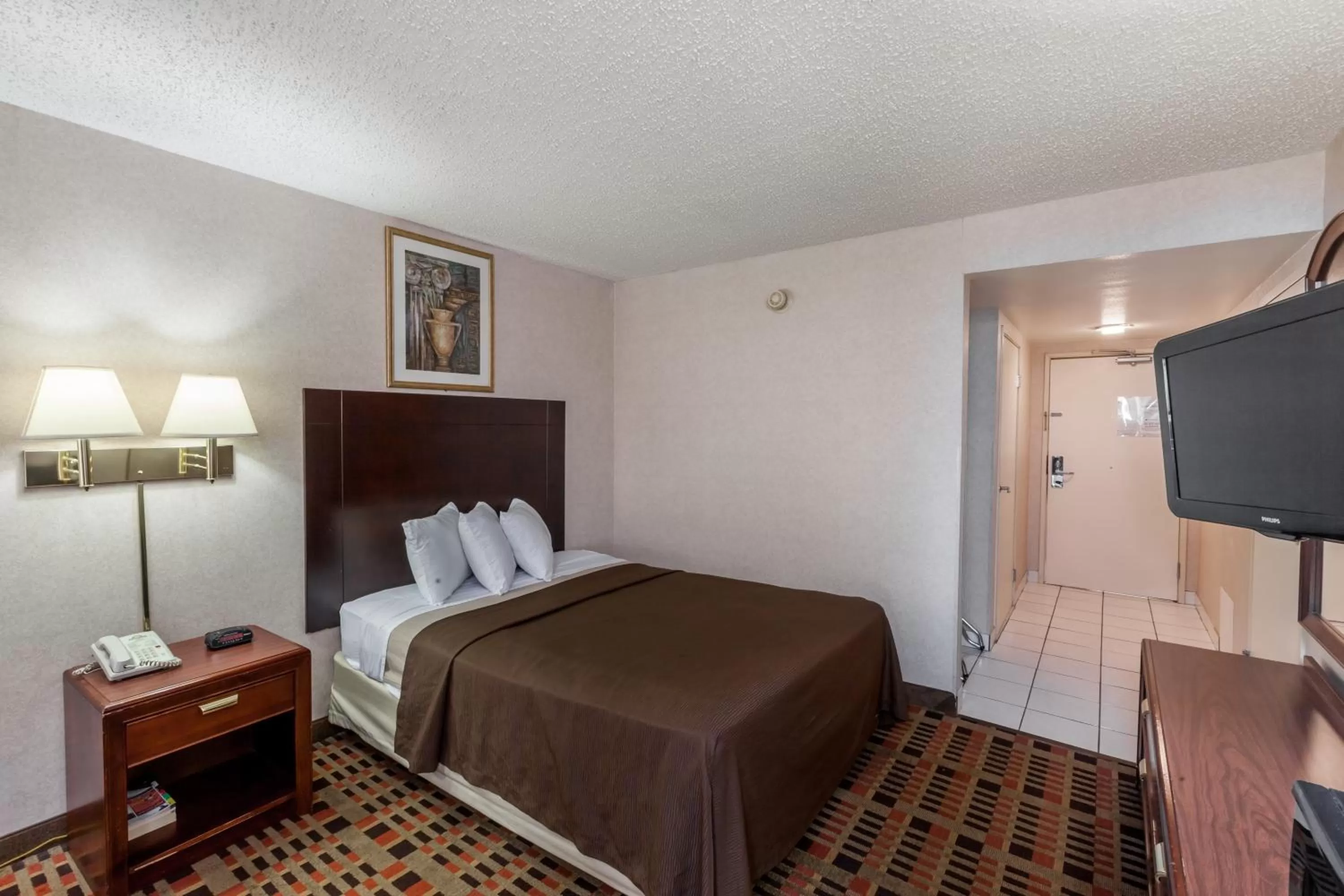 Bed in Days Inn by Wyndham Amarillo East