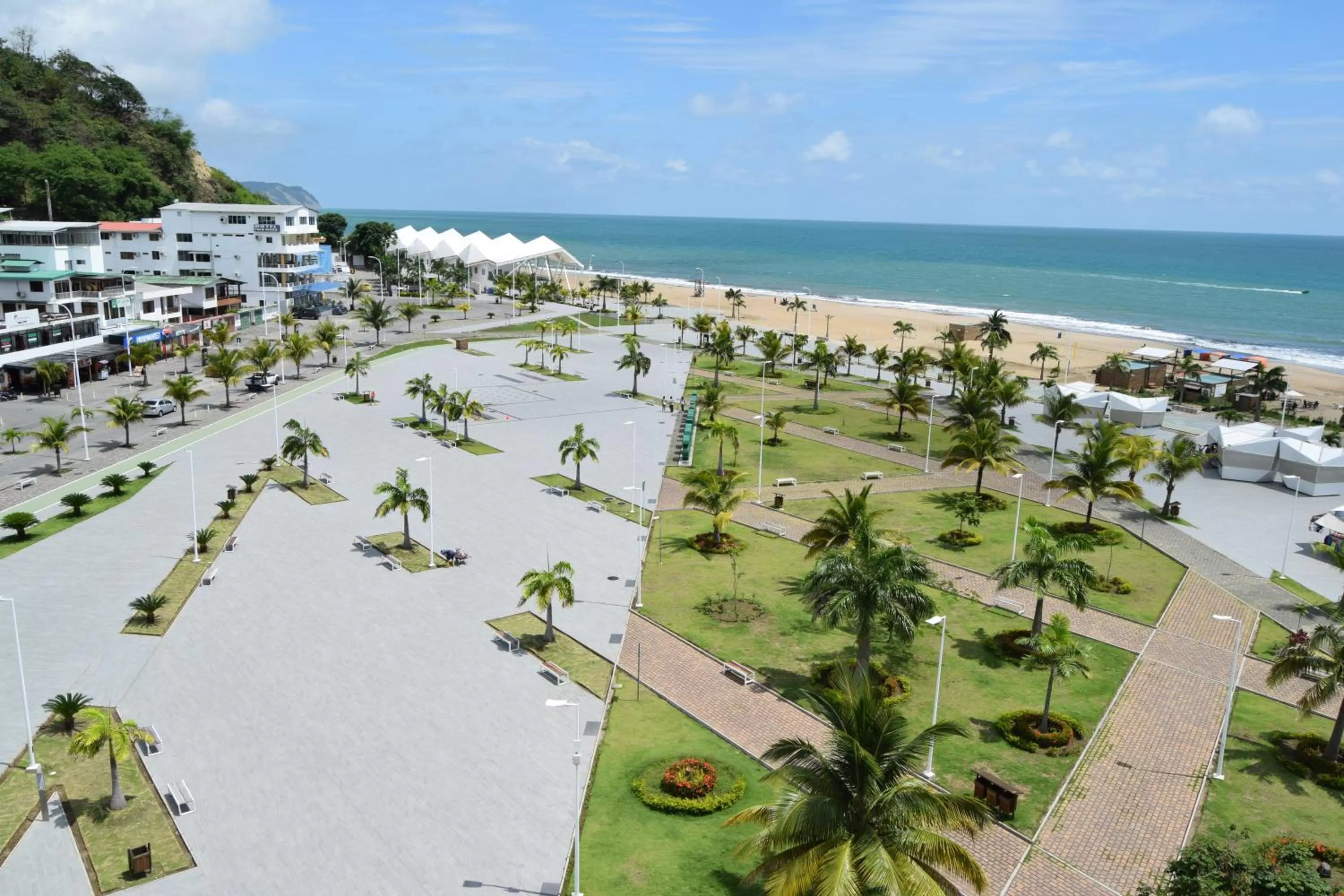 Beach, Bird's-eye View in Hotel Cayapas Esmeraldas