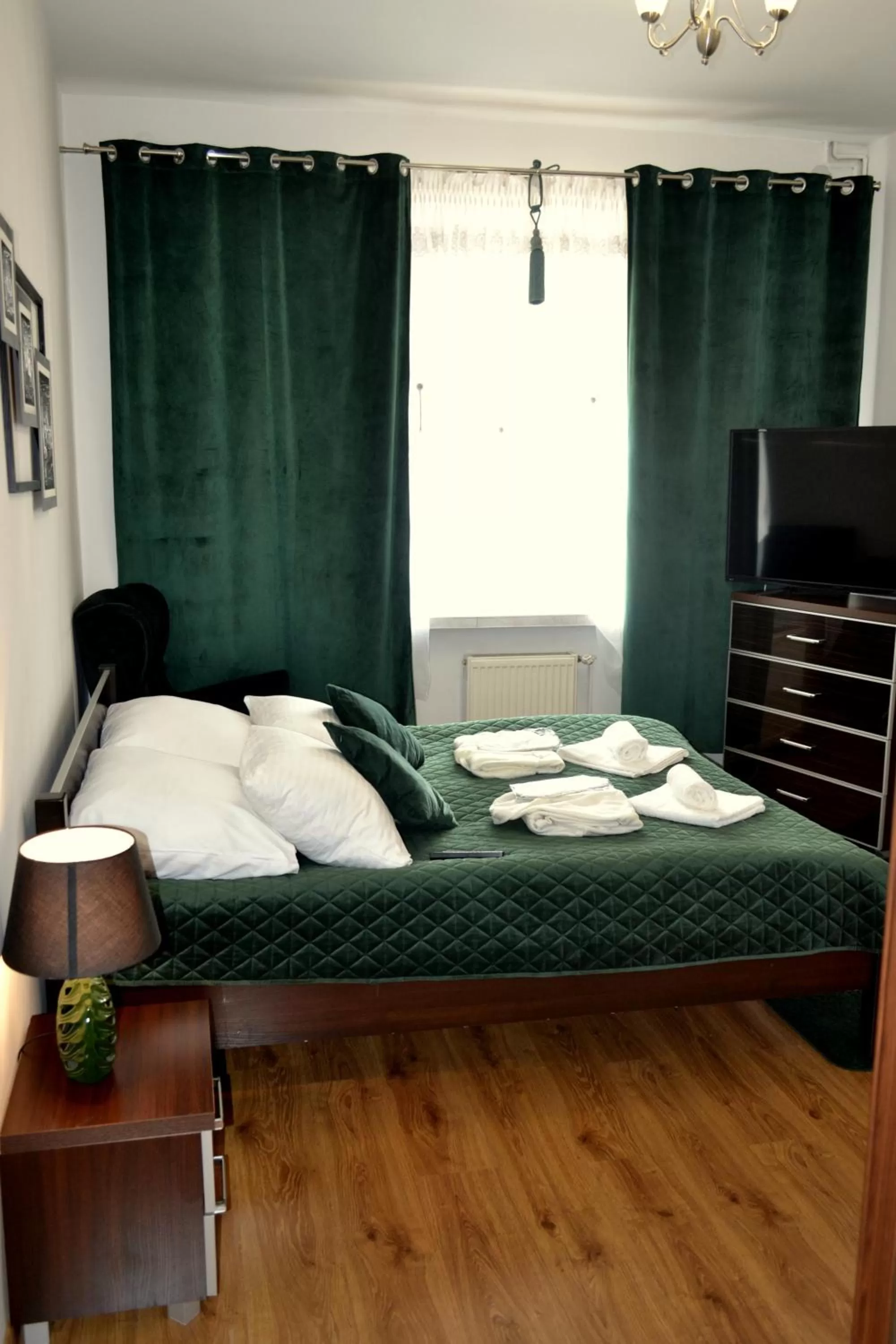 Bedroom, Bed in Hotel Piast