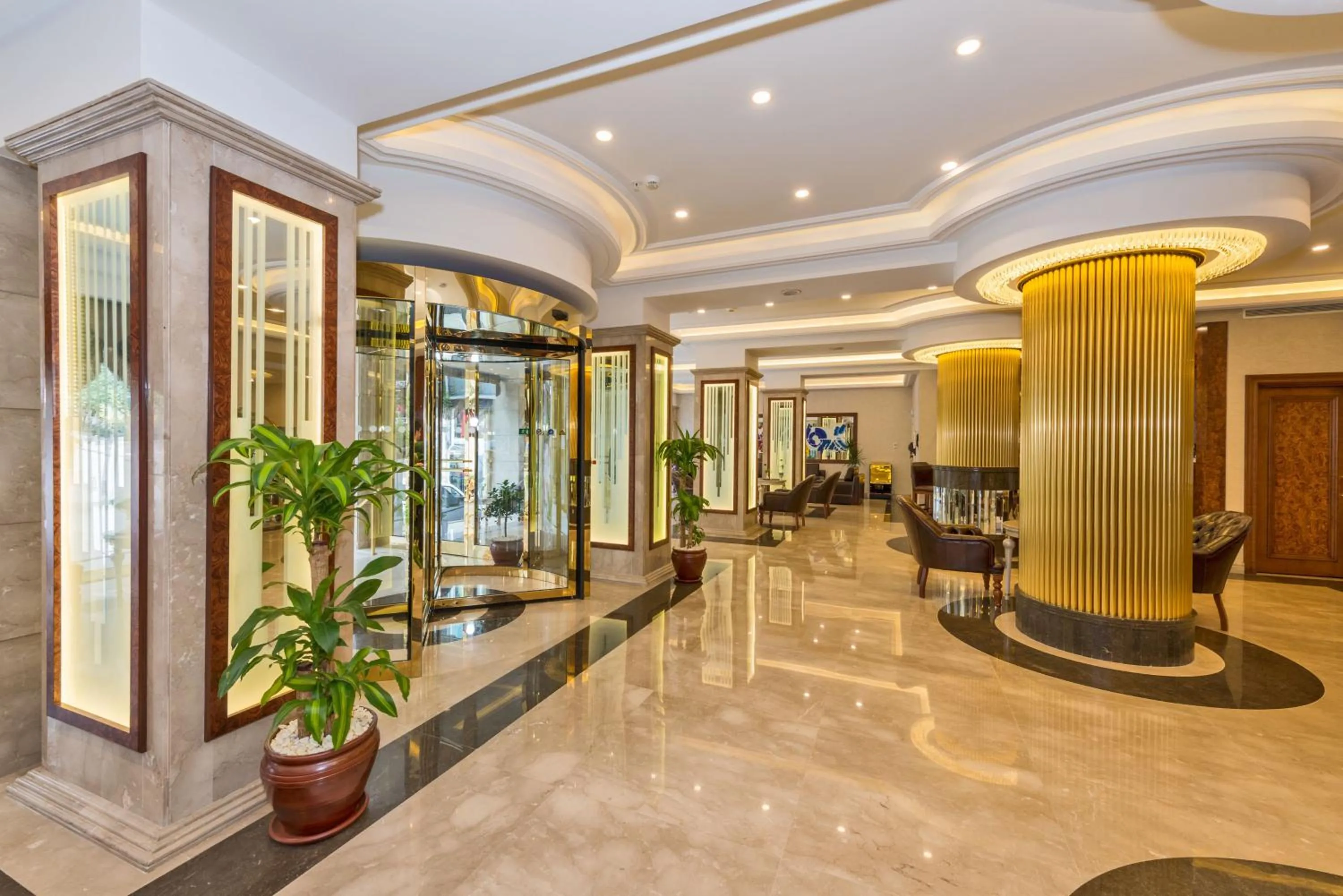 Lobby or reception in Glorious Hotel