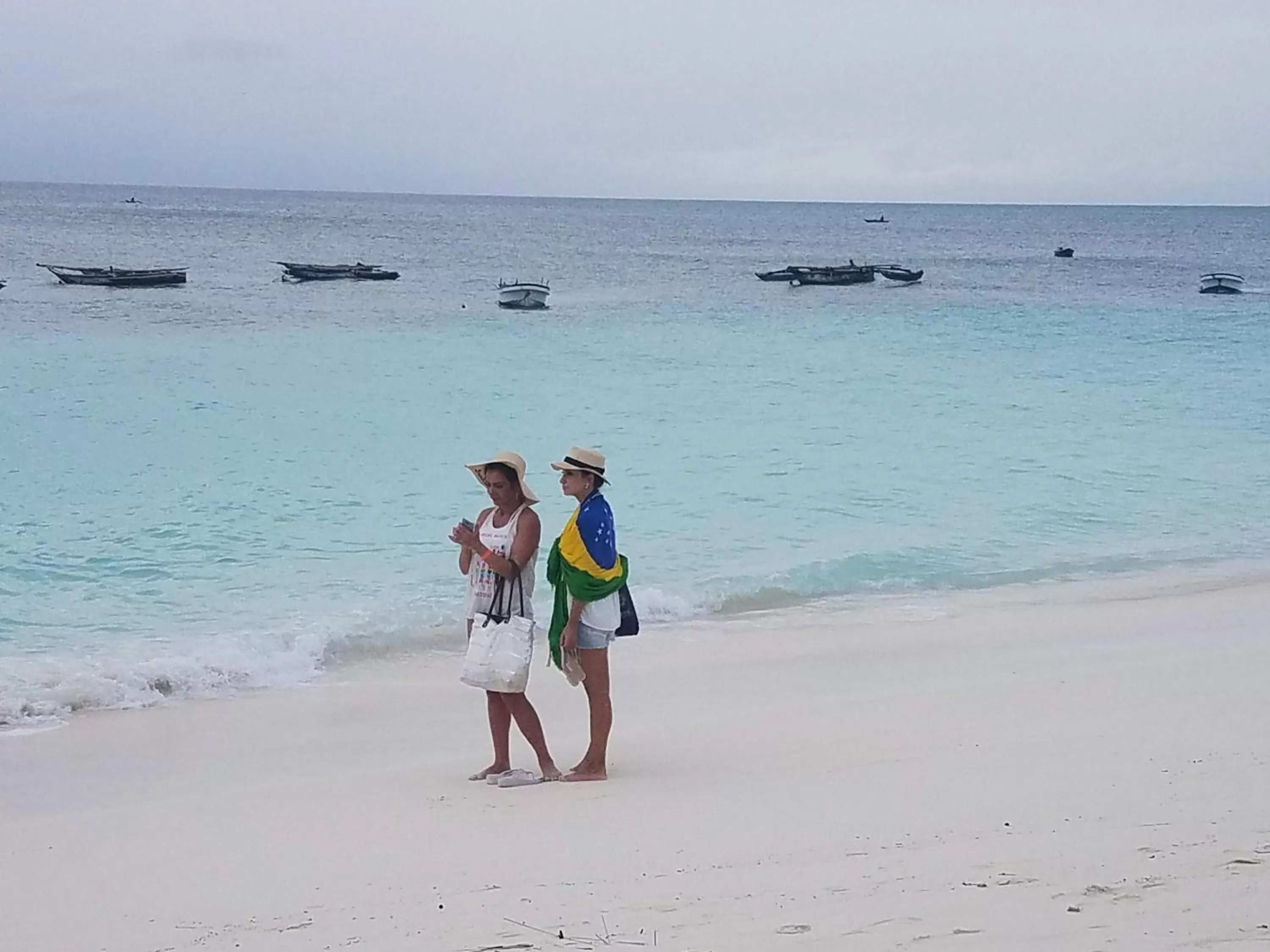 Baraka Aquarium Bungalows