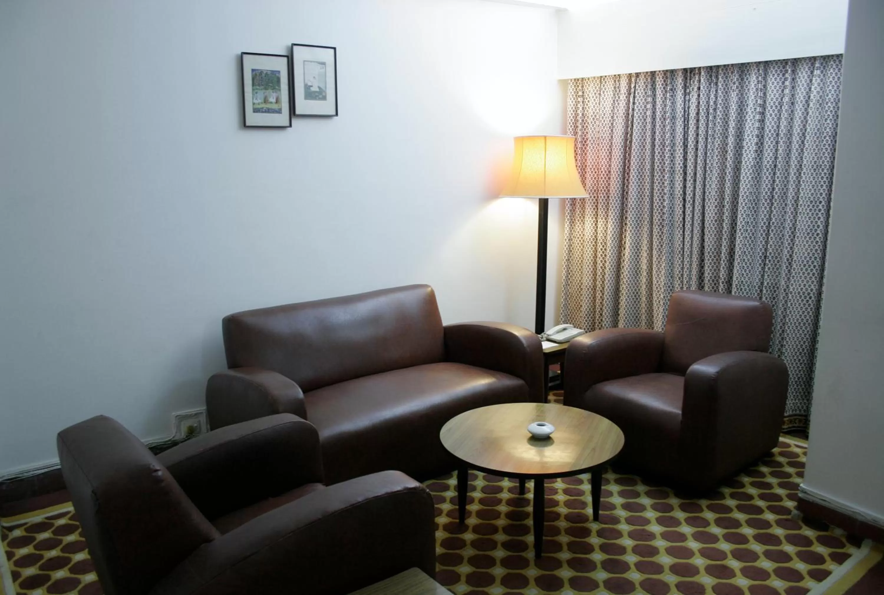 Bedroom in West End Hotel Opp Bombay Hospital