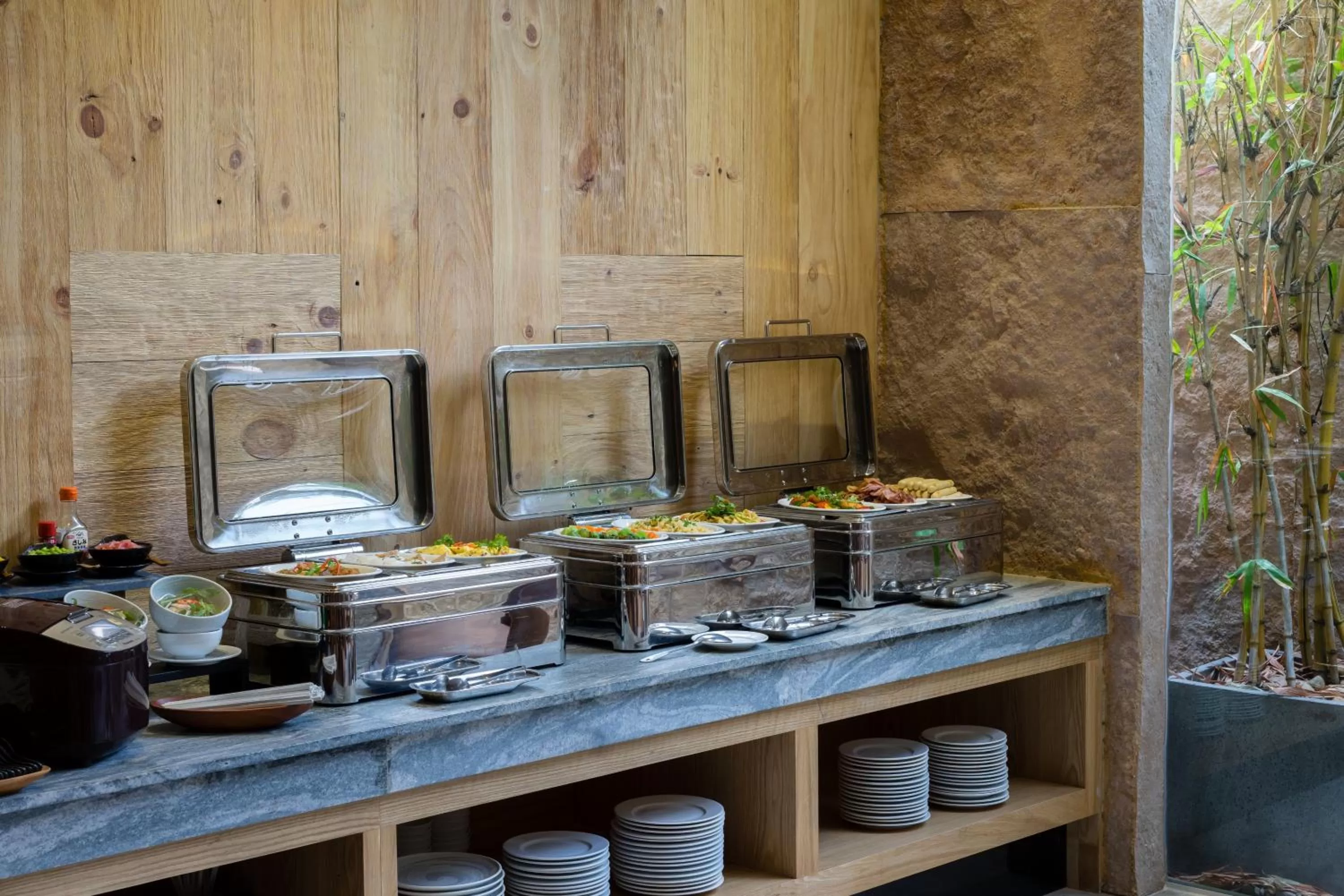 Buffet breakfast in Silverland Yen Hotel