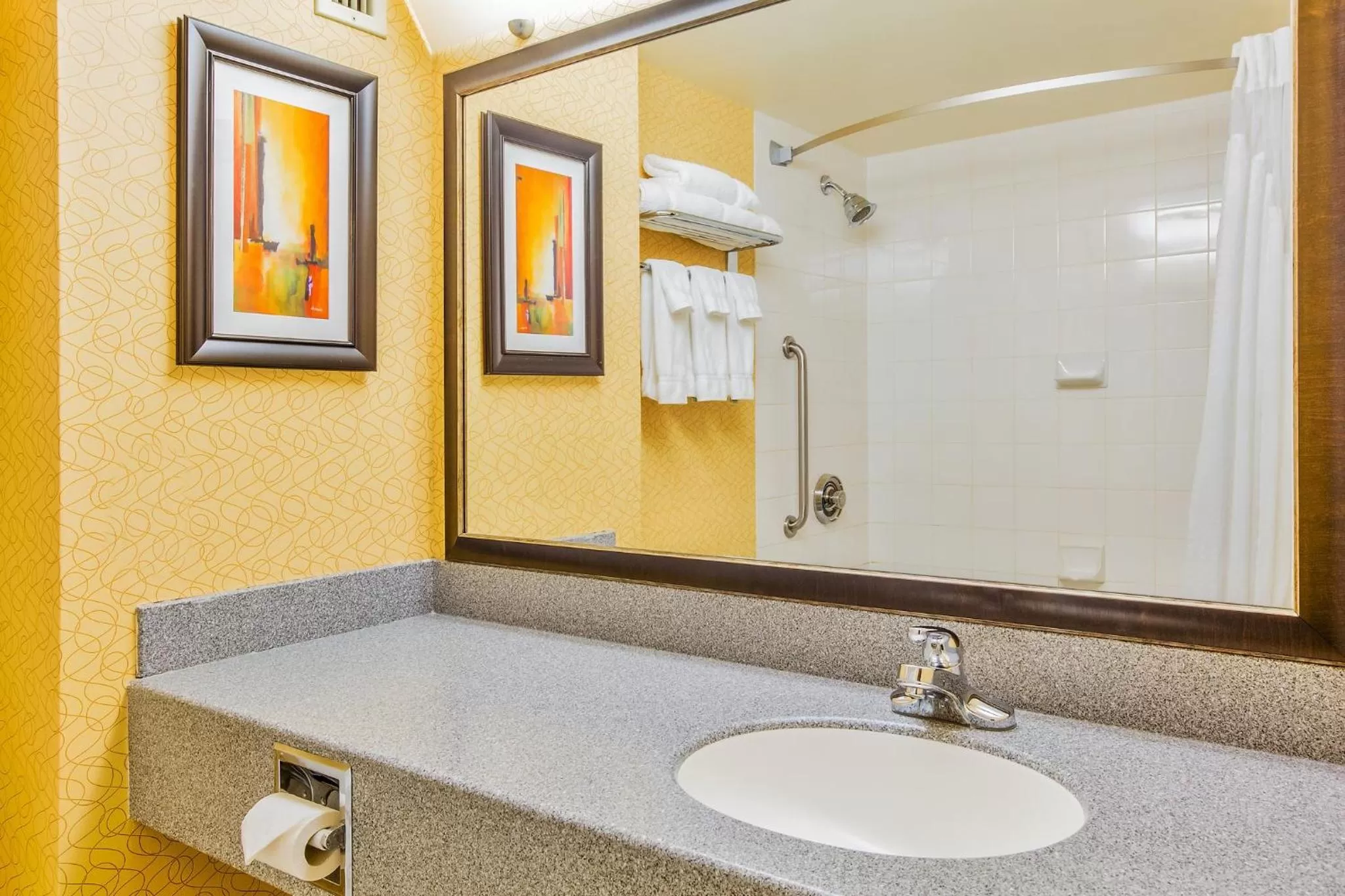 Bathroom in Holiday Inn Sydney - Waterfront by IHG