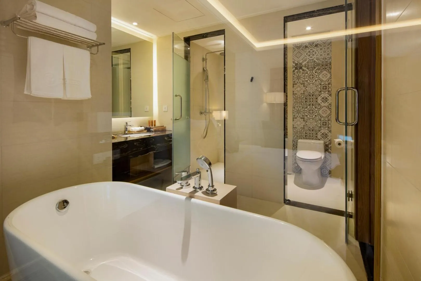 Bathroom in Comodo Nha Trang Hotel
