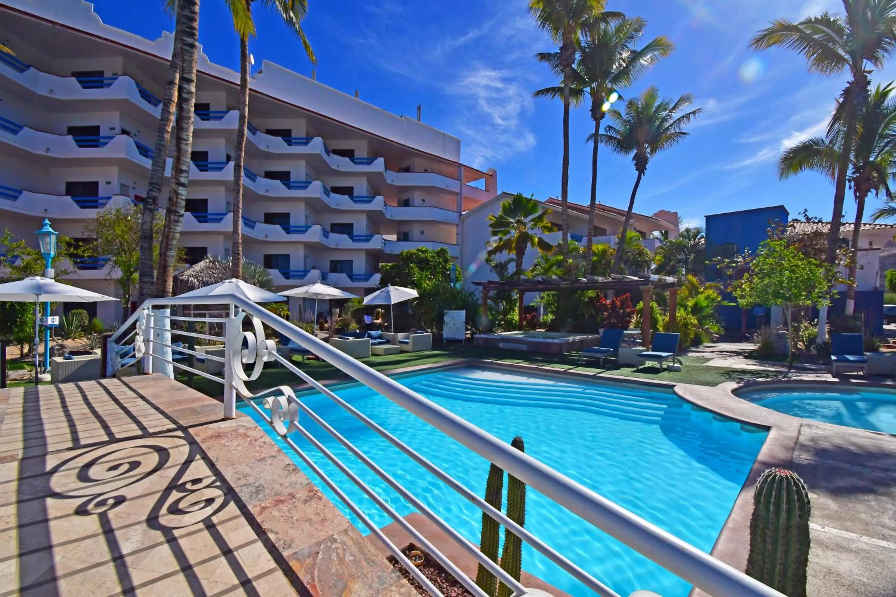 Swimming pool in The Westmarine Waterfront Hotel