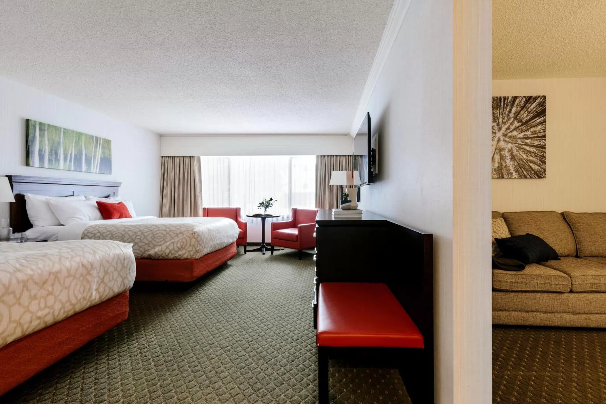 Photo of the whole room, Bed in Chateau Jasper