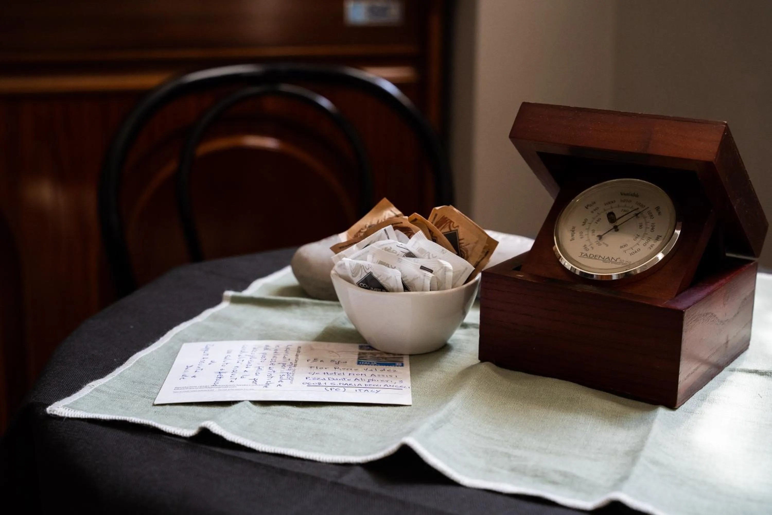 Decorative detail in Hotel Mom Assisi