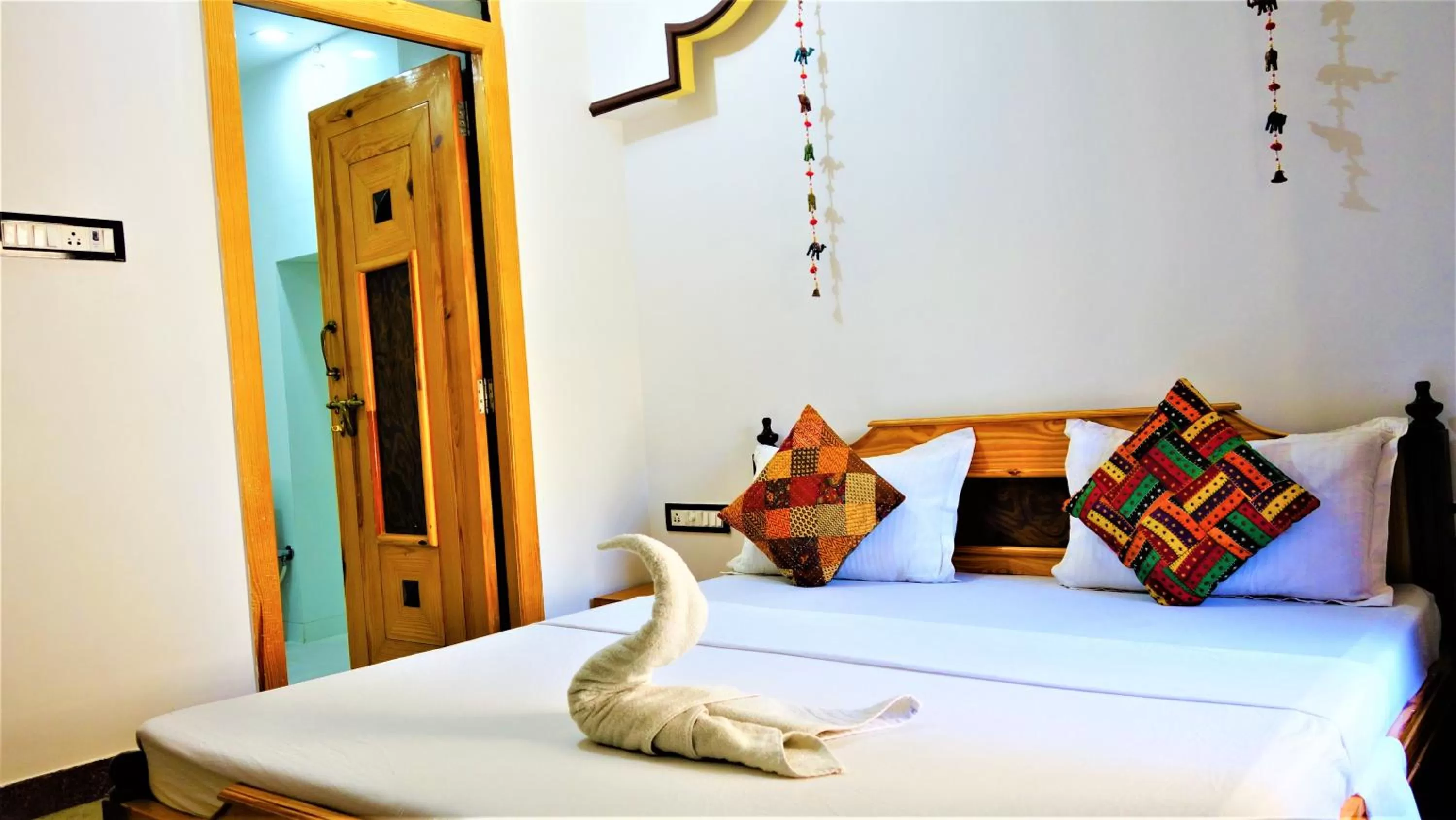 Bed in The Wanderlust Guest House & Safari