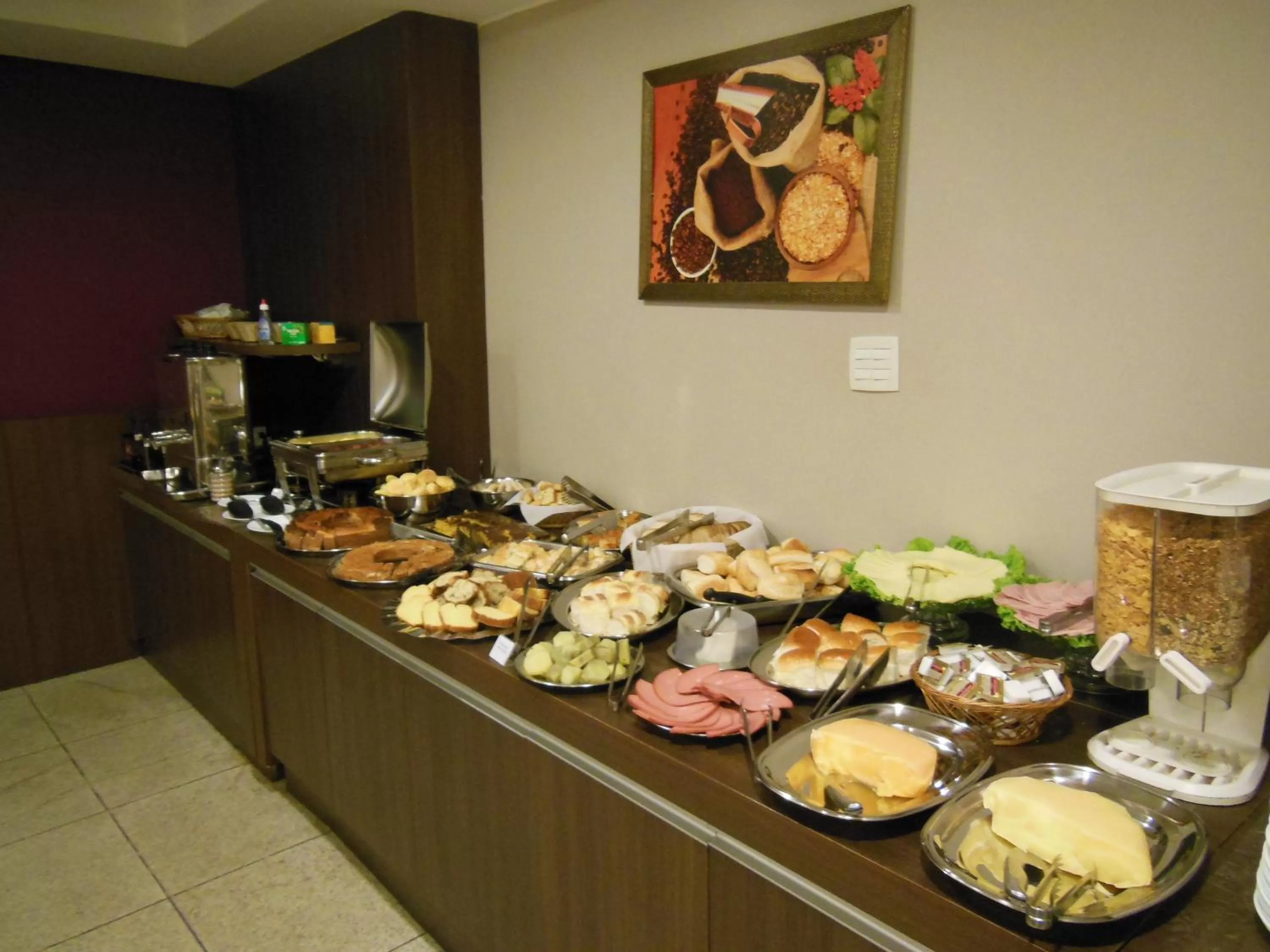 Buffet breakfast, Food in Alfa Plaza Hotel