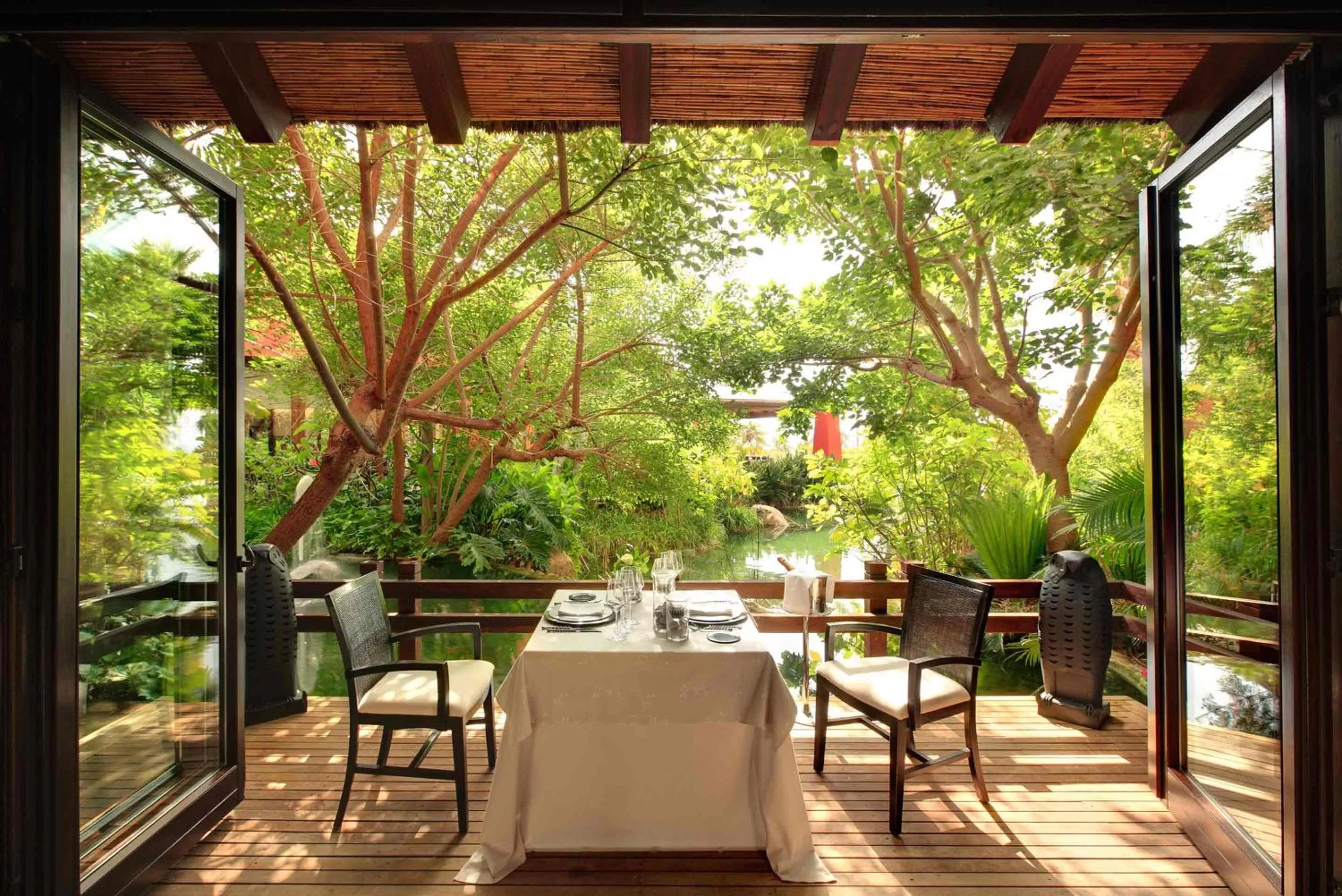 Restaurant/places to eat in Asia Gardens Hotel & Thai Spa, a Royal Hideaway Hotel