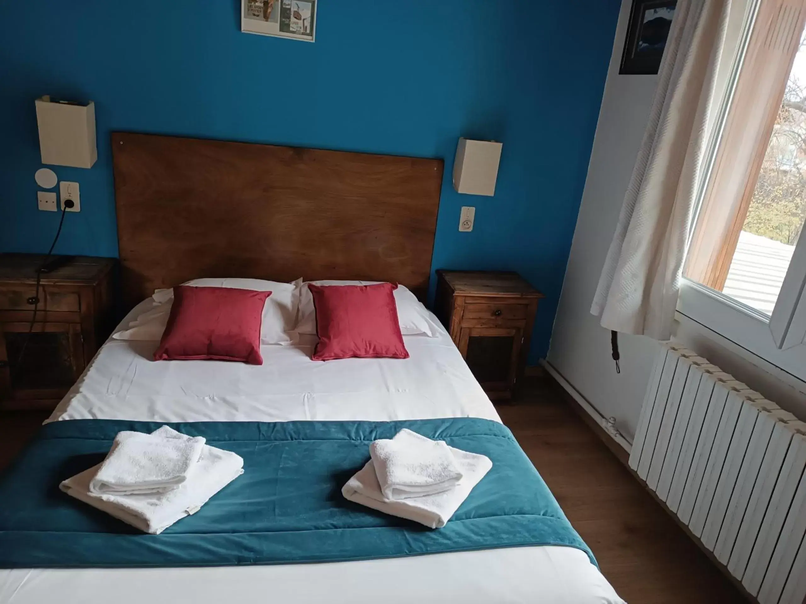 Standard Double Room in Hôtel de l'Impossible Standard Double Room in Hôtel de l'Impossible