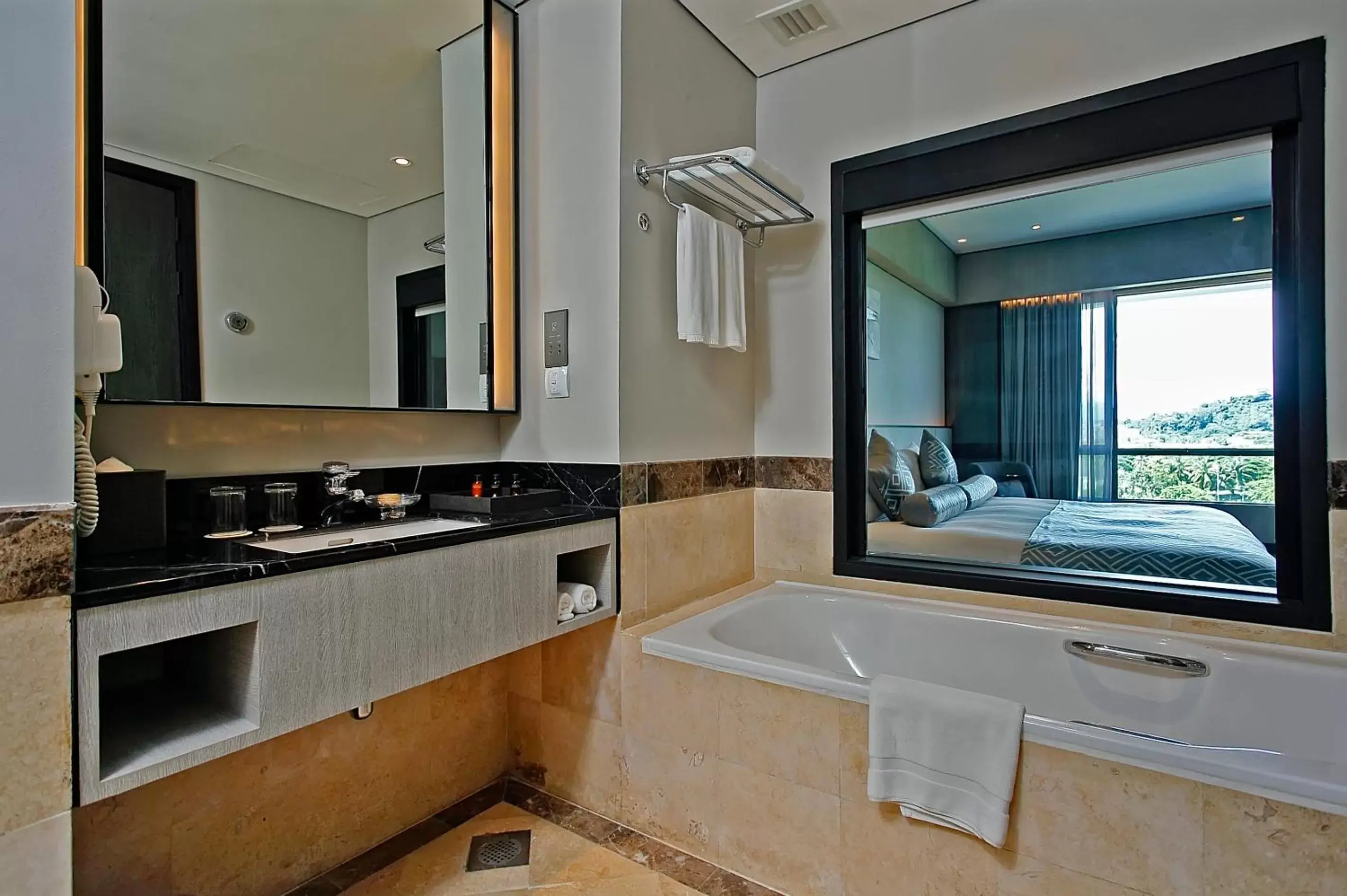 Deluxe Sea View Twin in The Pacific Sutera Hotel Deluxe Sea View Twin in The Pacific Sutera Hotel