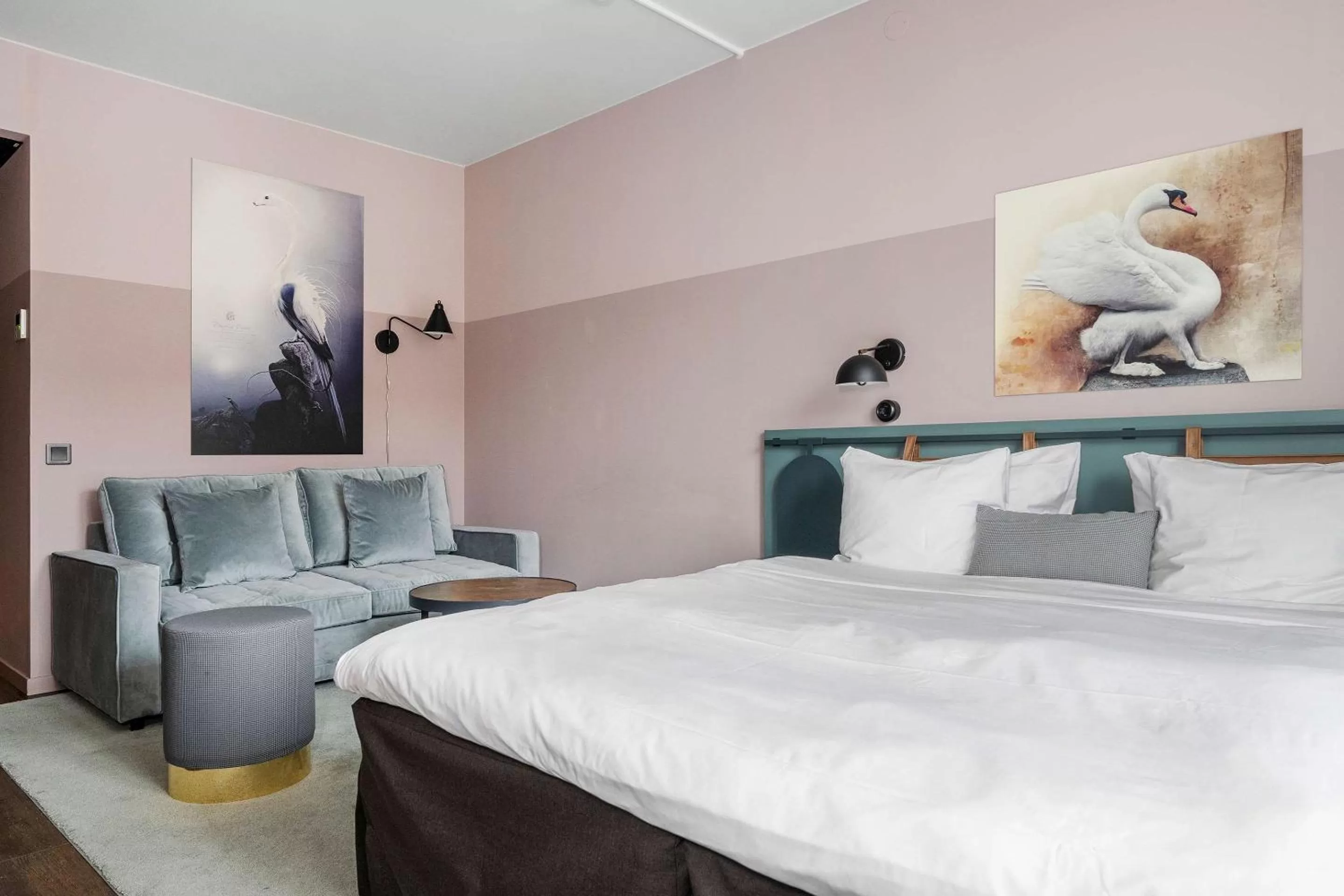 Family Room with Queen Bed and Sofa Bed - Non-Smoking in Best Western Plus Hus 57