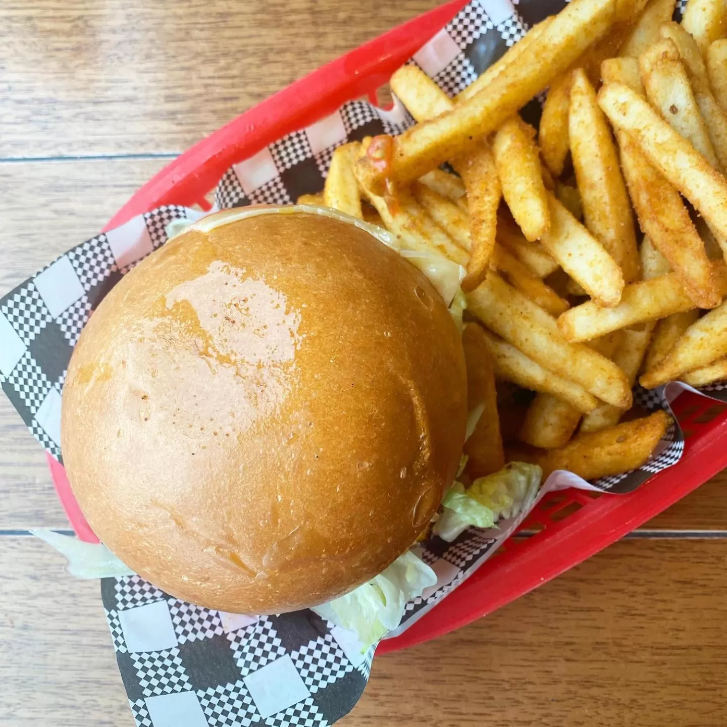 Food and drinks in The Astor Hotel Motel