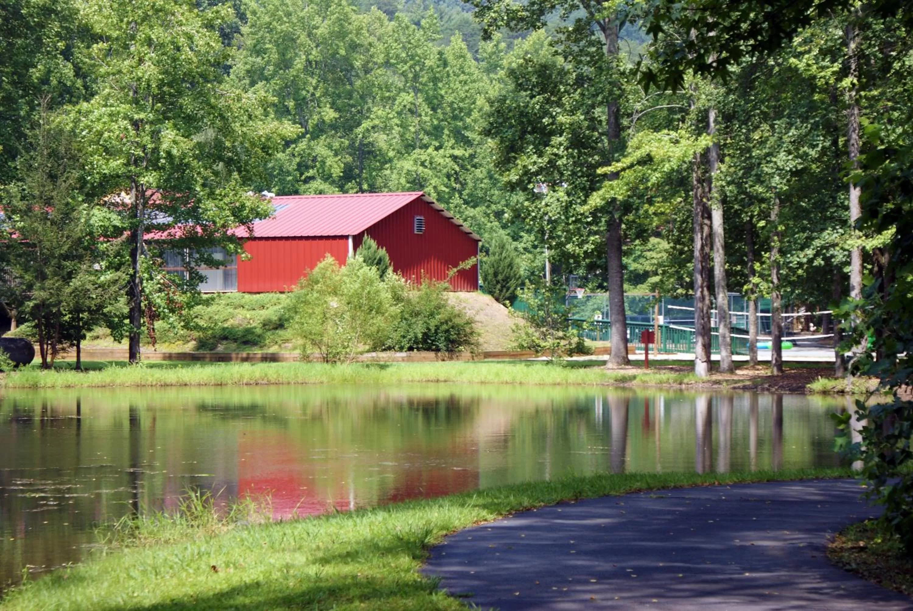 Facade/entrance in Alpine Crest Resort