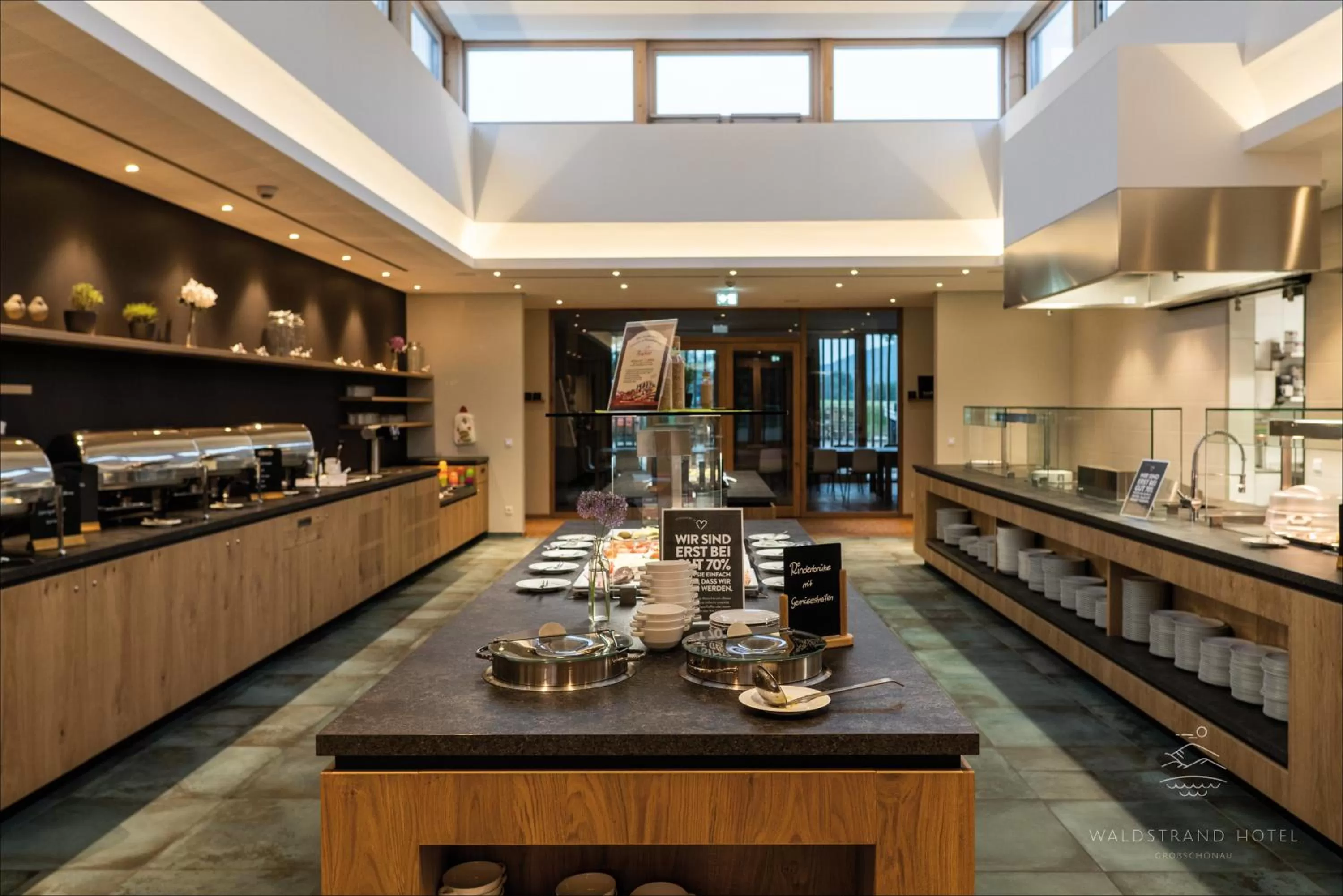 Food, Restaurant/Places to Eat in Waldstrand-Hotel Großschönau