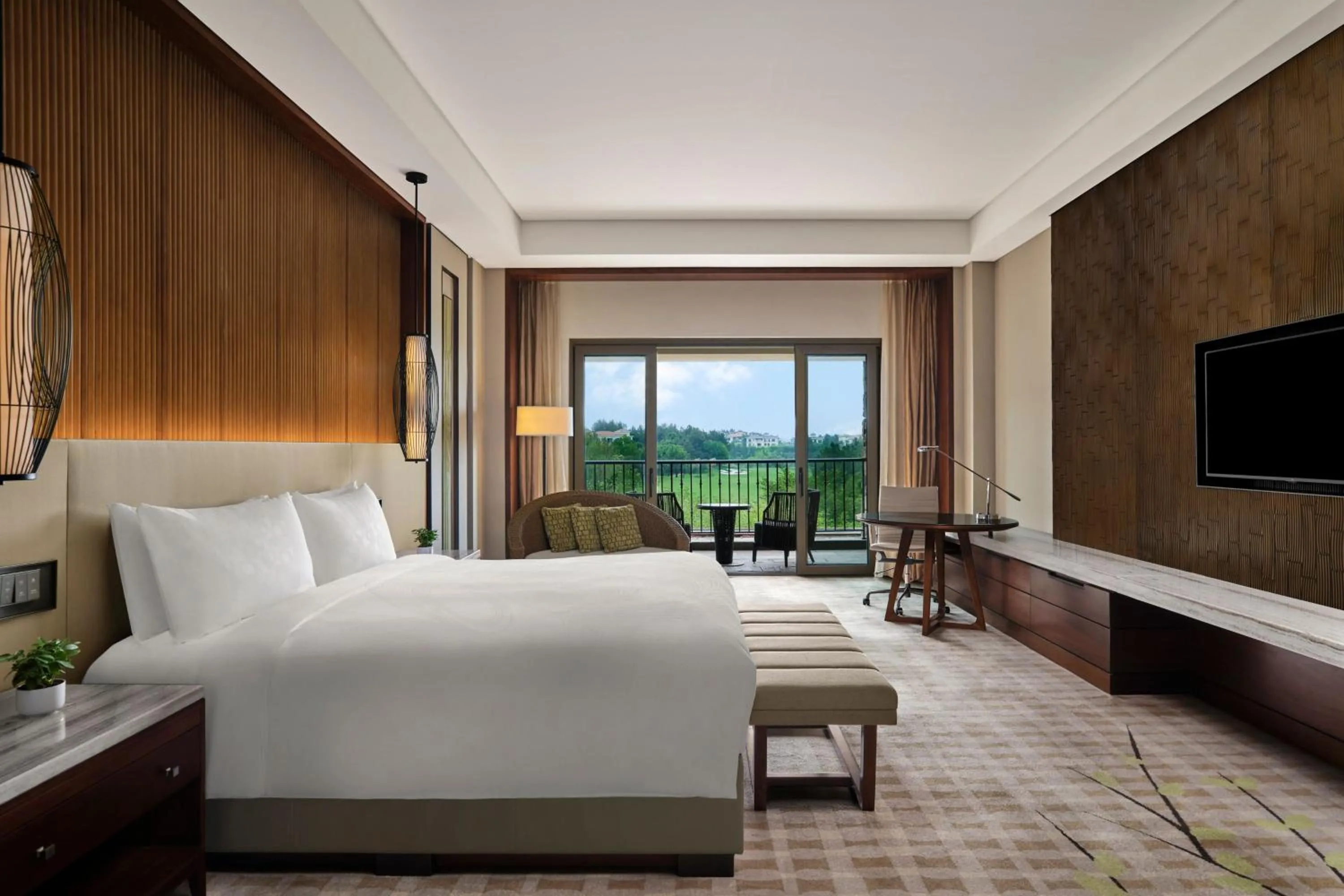 Photo of the whole room, Bed in JW Marriott Hotel Zhejiang Anji
