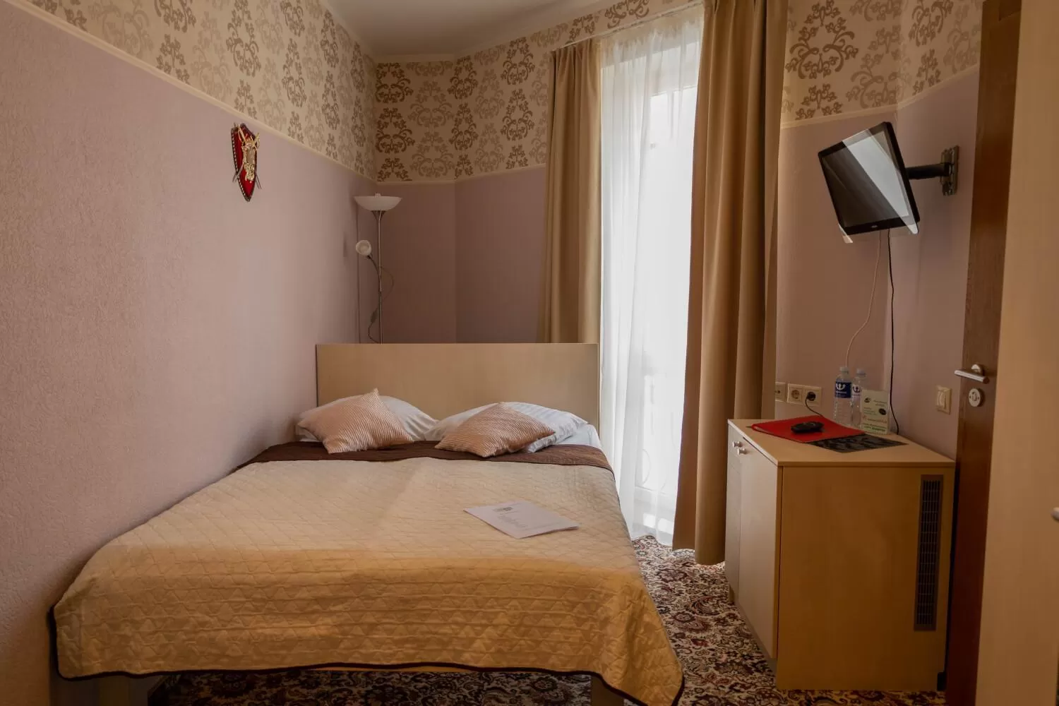 Photo of the whole room, Bed in Hotel Pils with Self-Check in