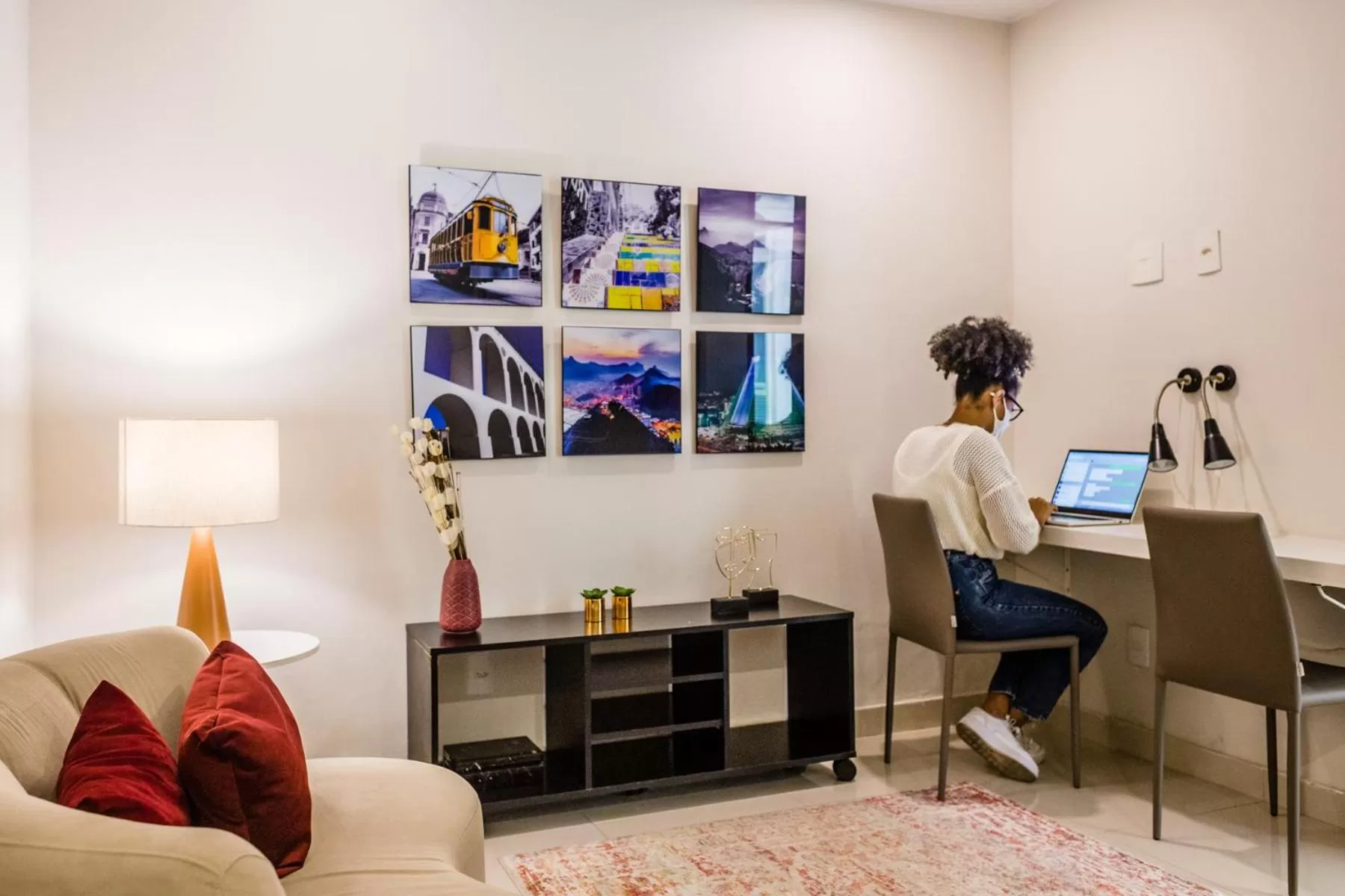 Lounge or bar in Injoy Suítes & Aparts