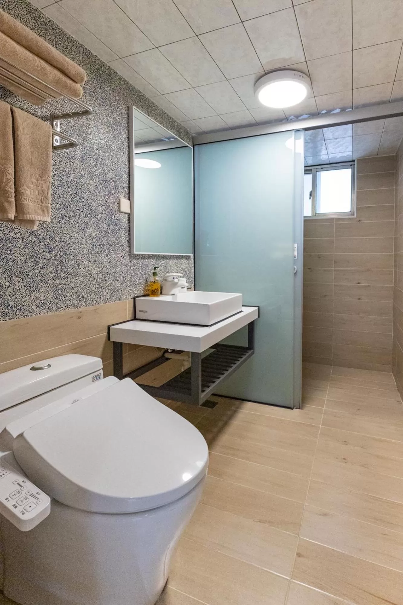 Shower in Beachcastle & Sea View Villa