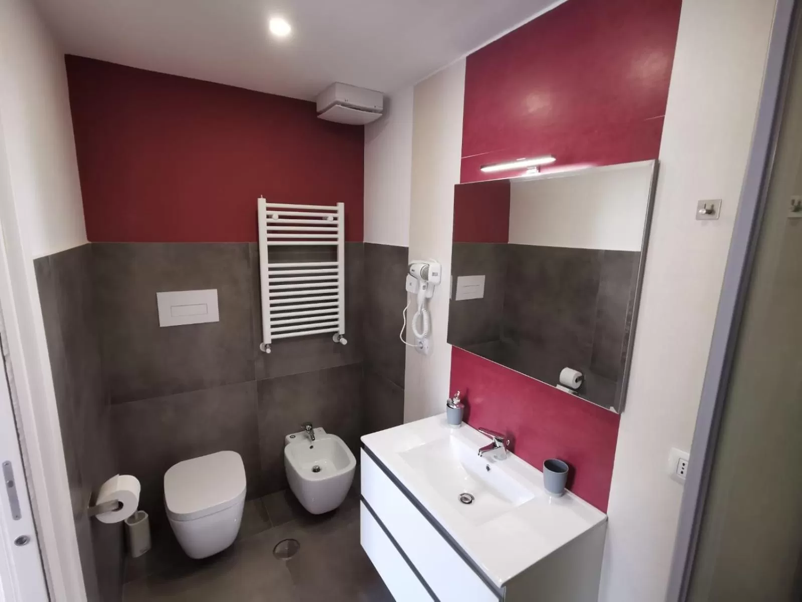 Bathroom in A I R NaCasaBella Napoli