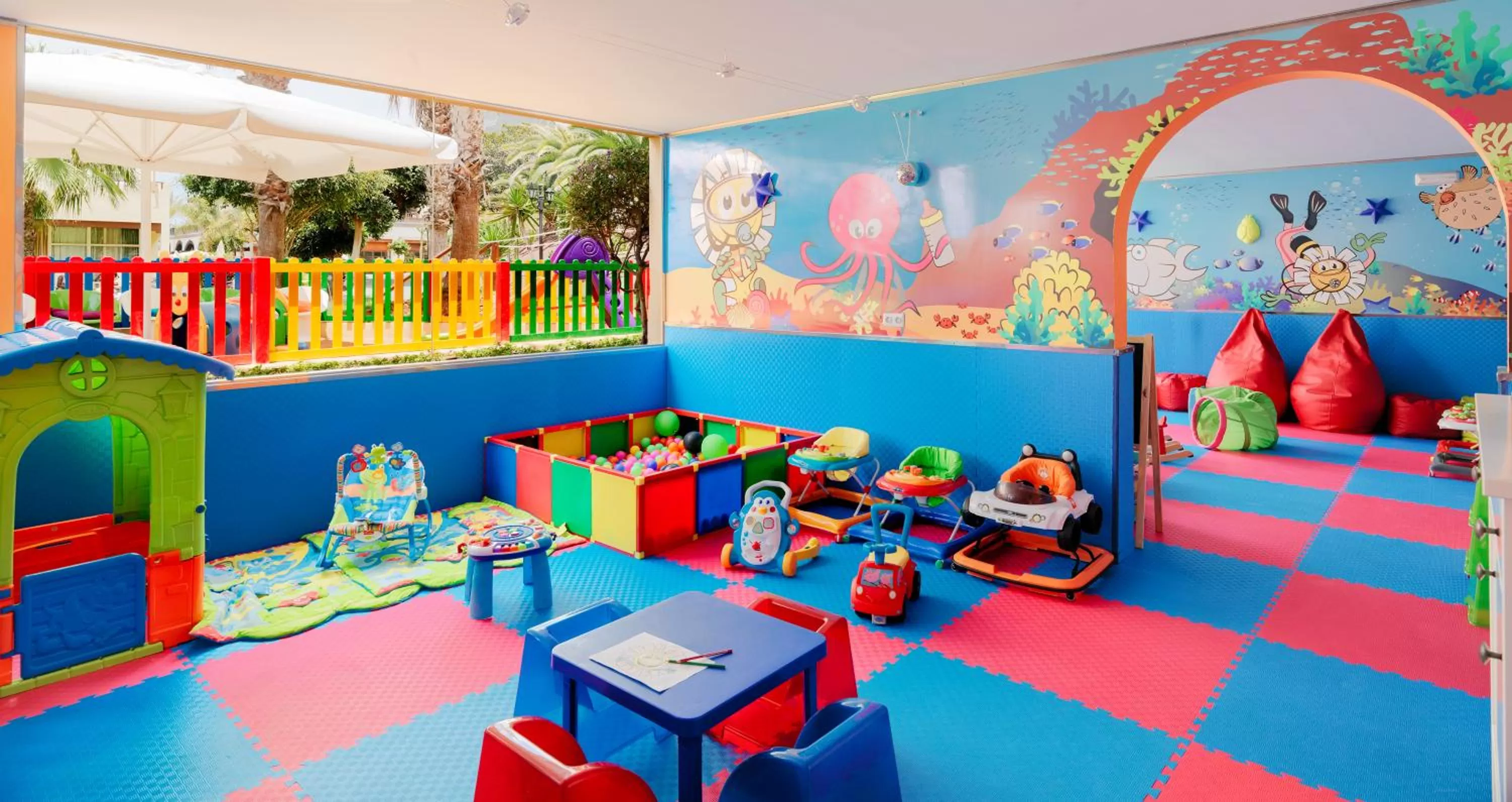 Children play ground in H10 Rubicón Horizons Collection