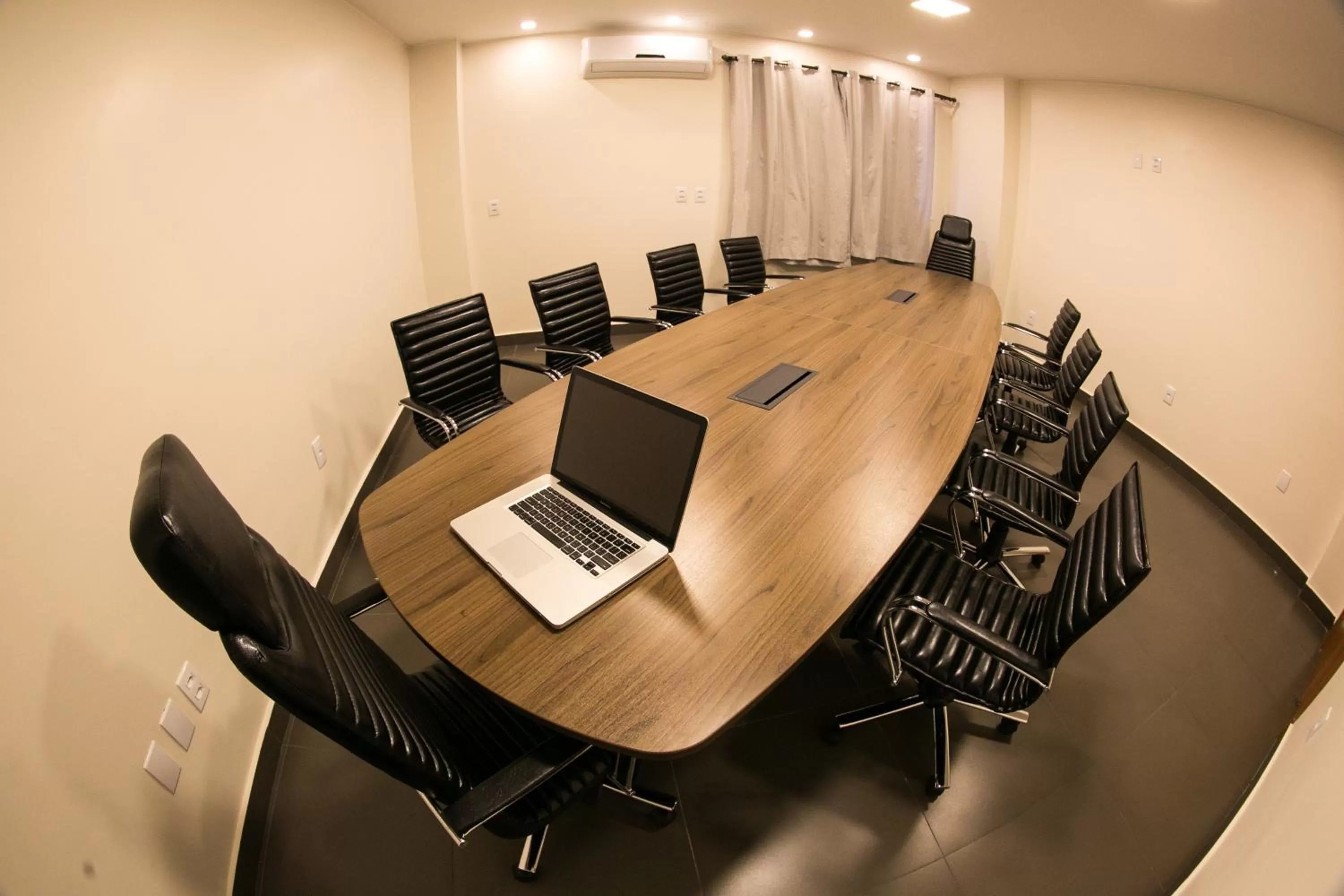 Meeting/conference room in Hotel Dom Rafael Premium