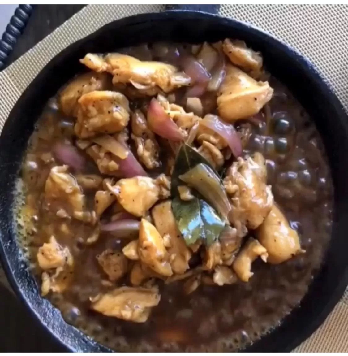 Food in Pescador View - Beachfront ,Extensions & nearby the Ocean Hostels & Restaurant Moalboal