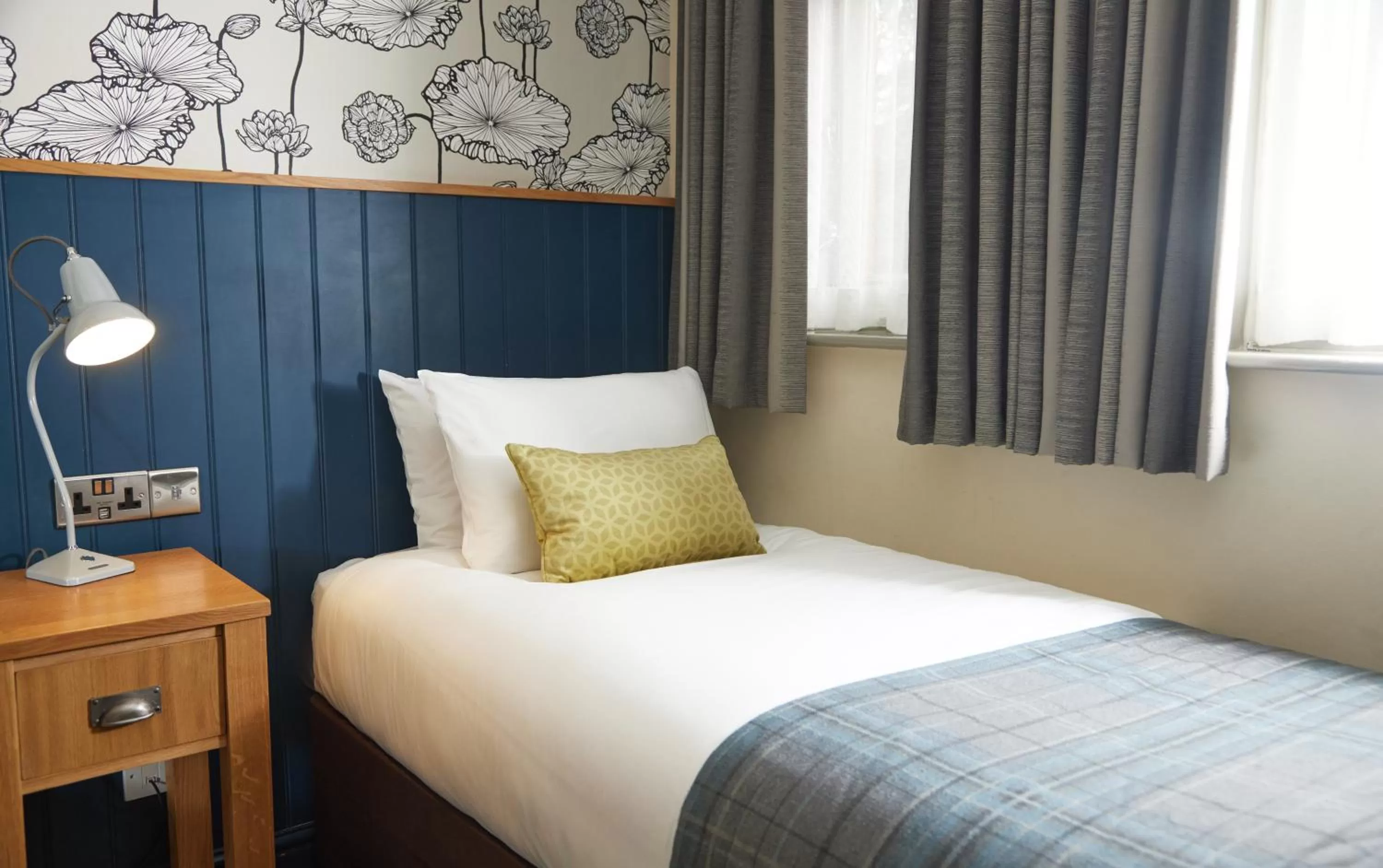 Bed in Red Lion Hotel by Greene King Inns