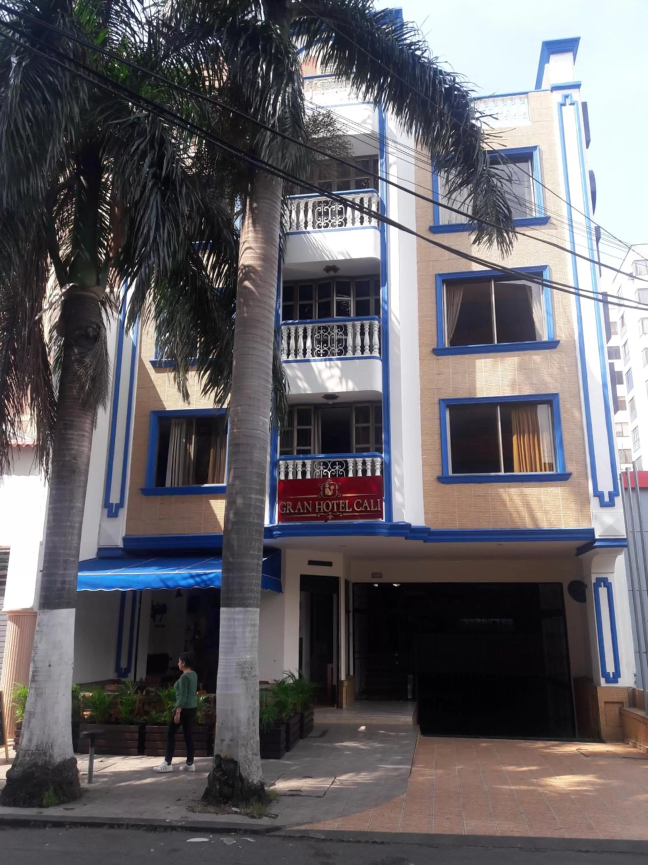 Facade/entrance, Property Building in Gran Hotel Cali