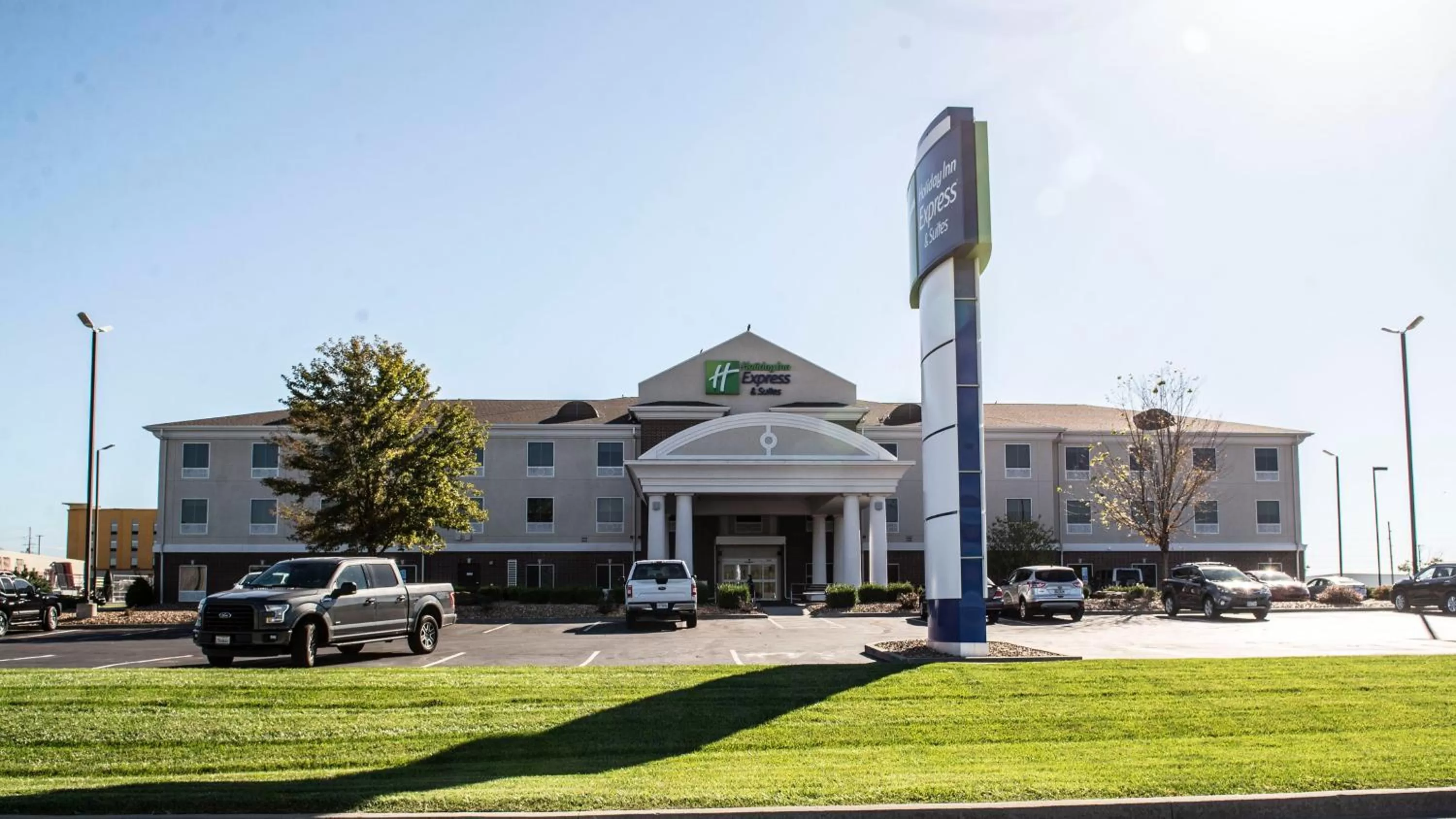 Property building in Holiday Inn Express Hotel & Suites Sedalia by IHG