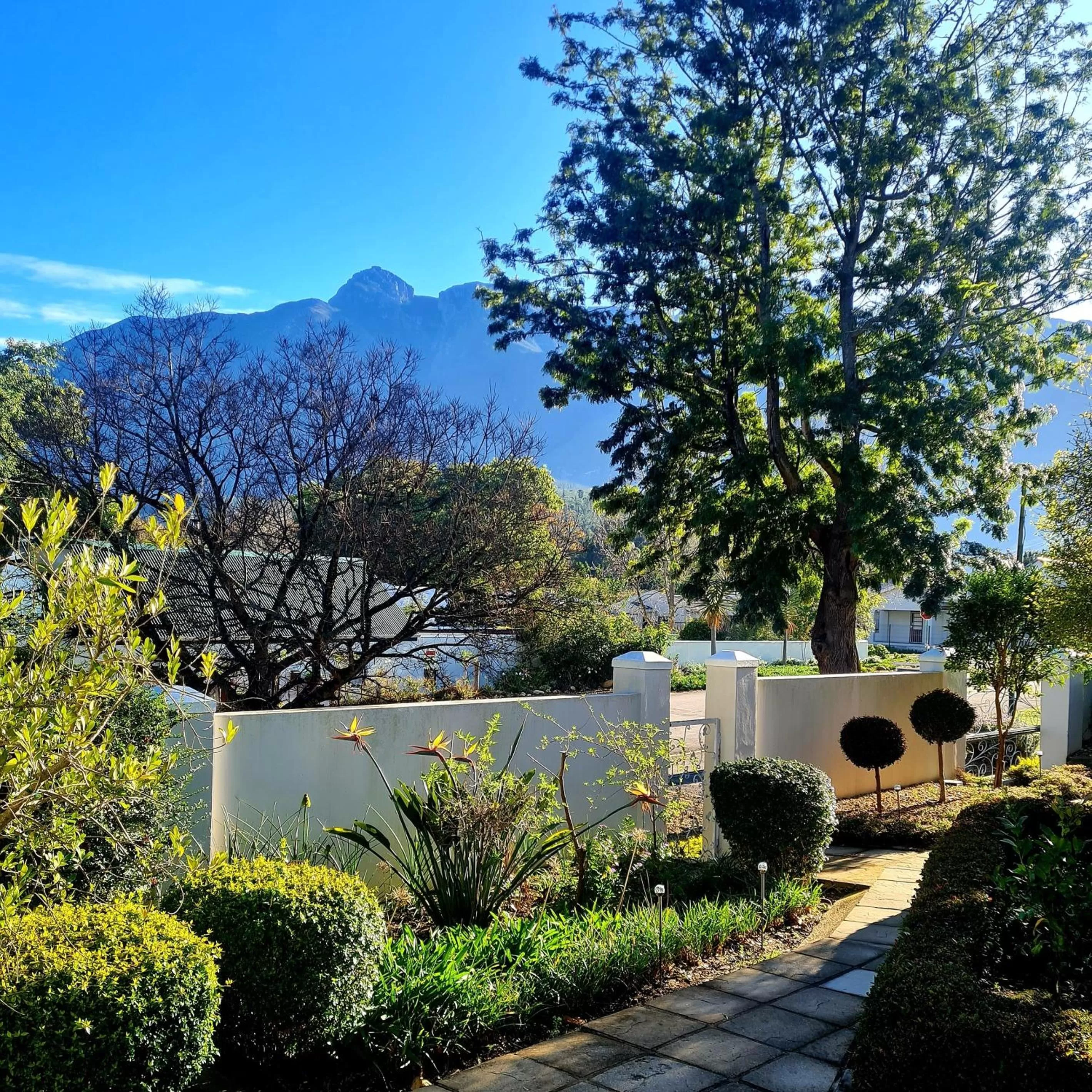 Property building in Bergview Guesthouse Swellendam