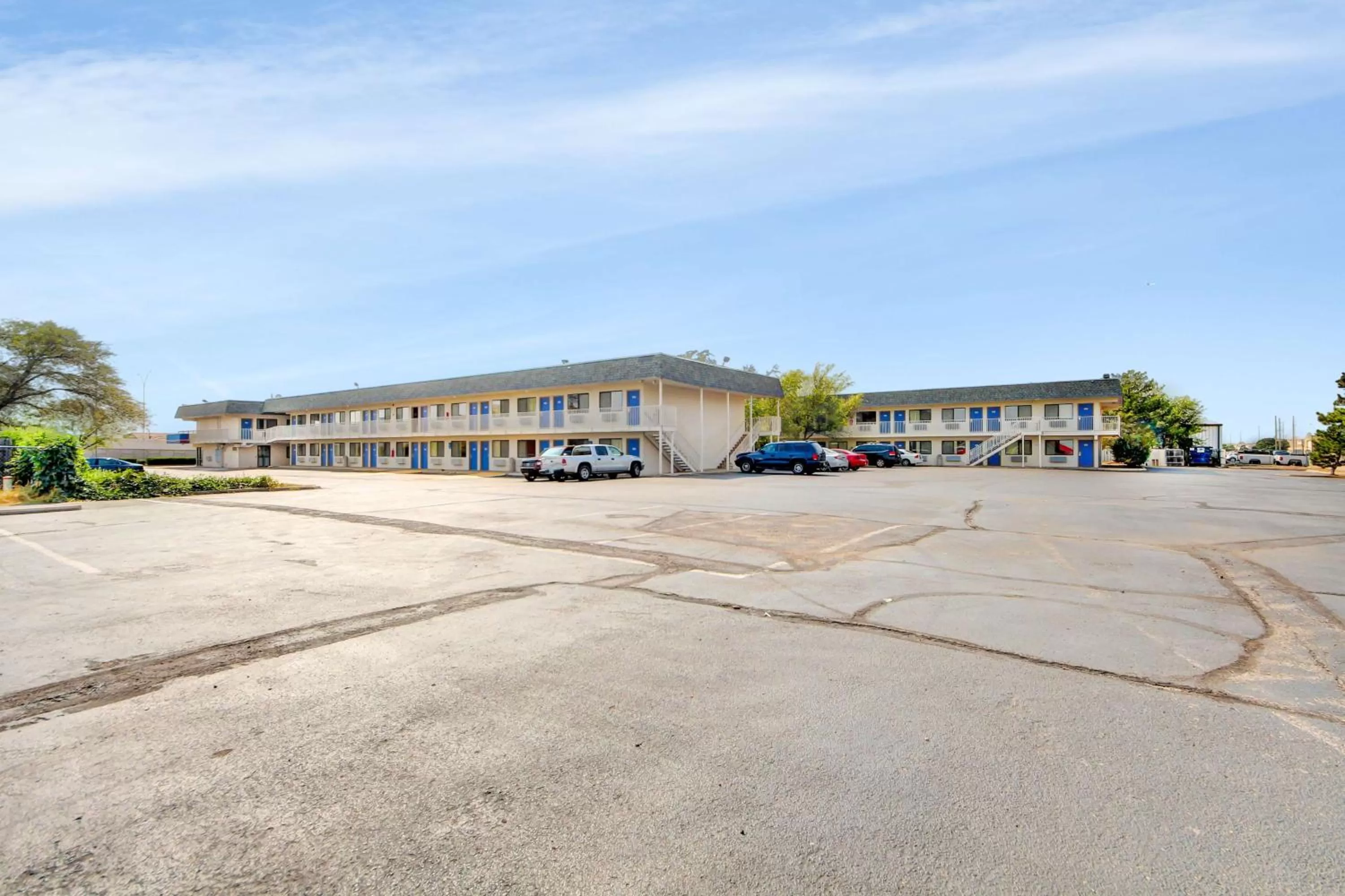 Property building in Motel 6-Wichita, KS - AIRPORT