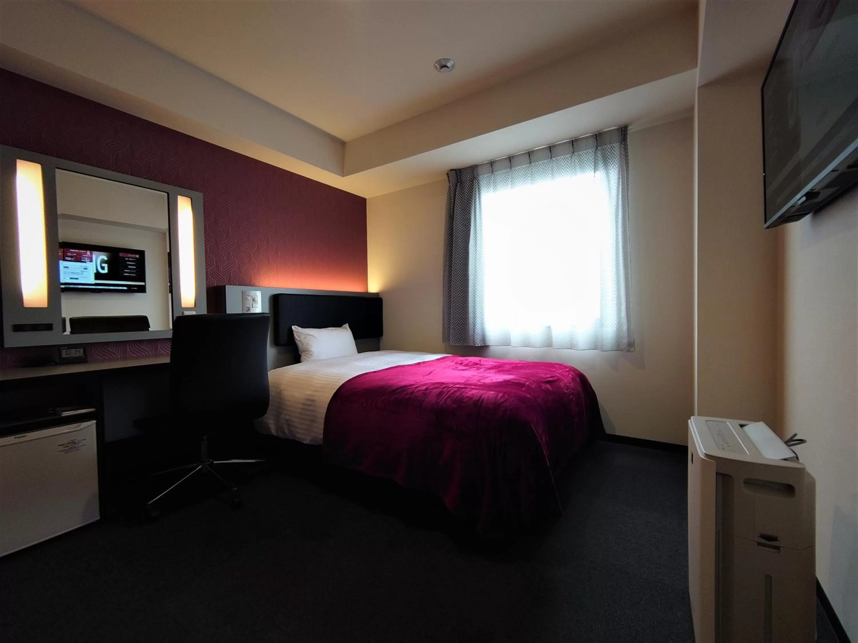 Photo of the whole room, Bed in Green Rich Hotel Matsue Station Across - Artificial hot spring Futamata Yunohana