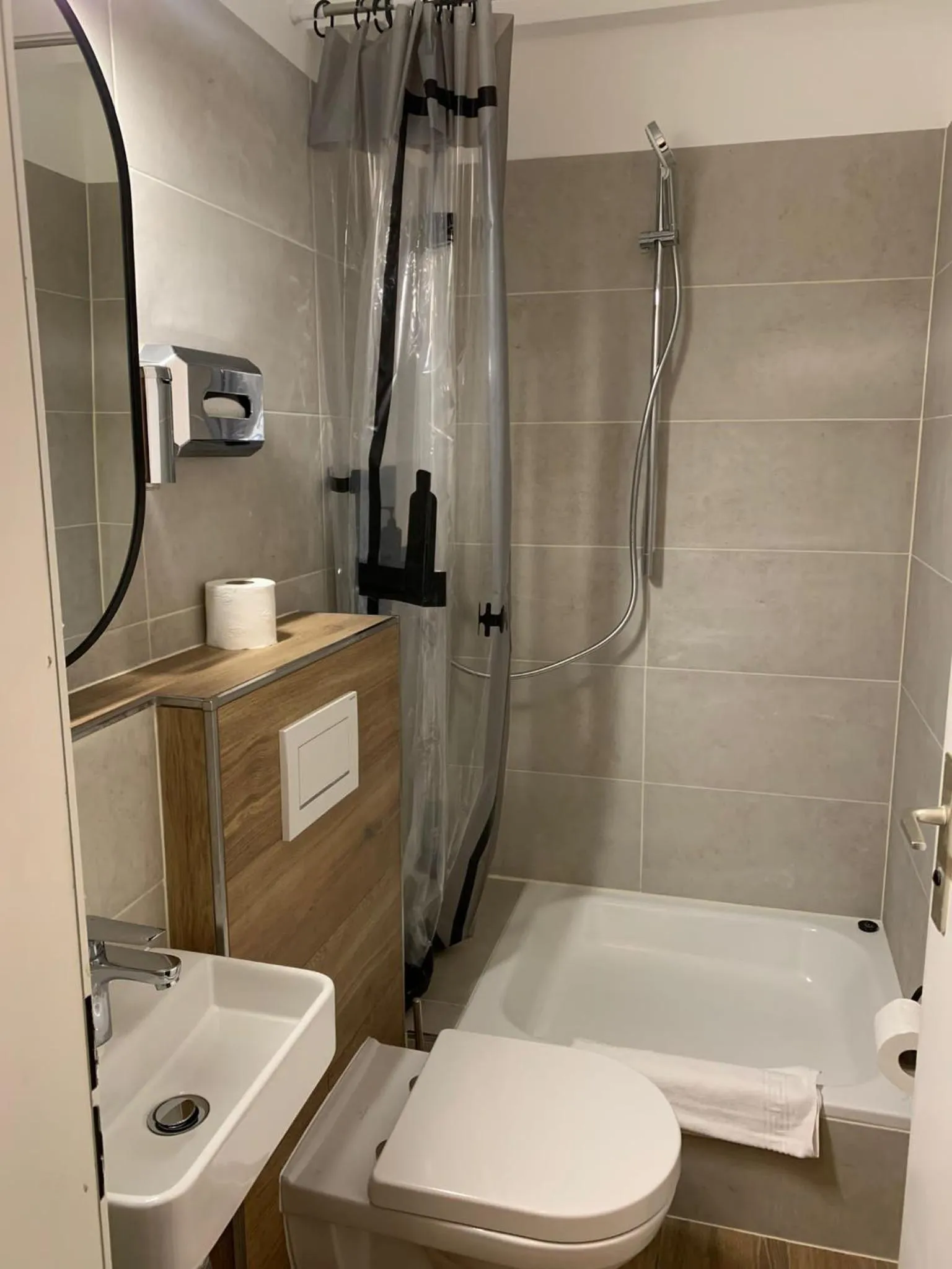 Bathroom in Hotel Keese Hamburg