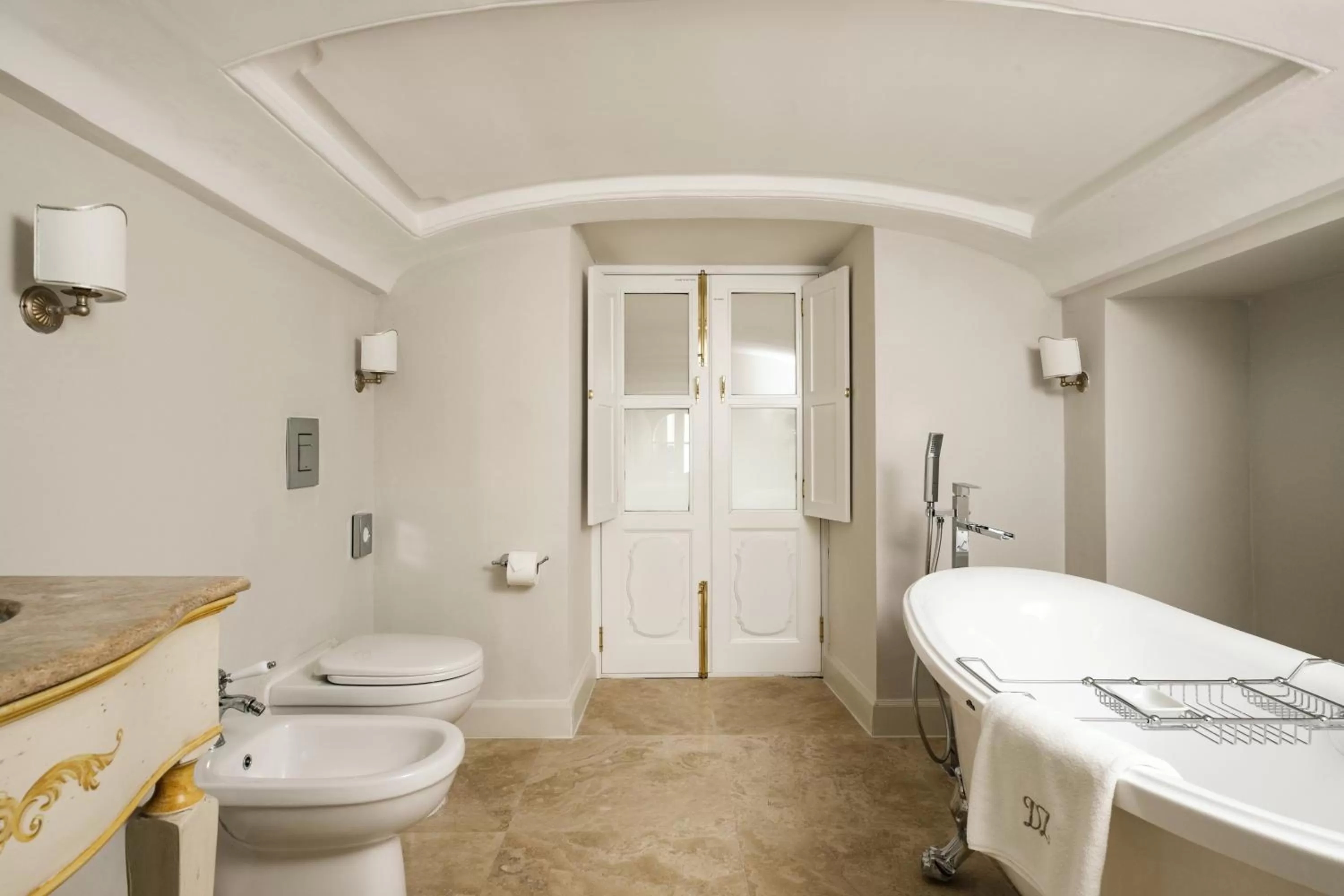 Toilet in Domus Zamittello